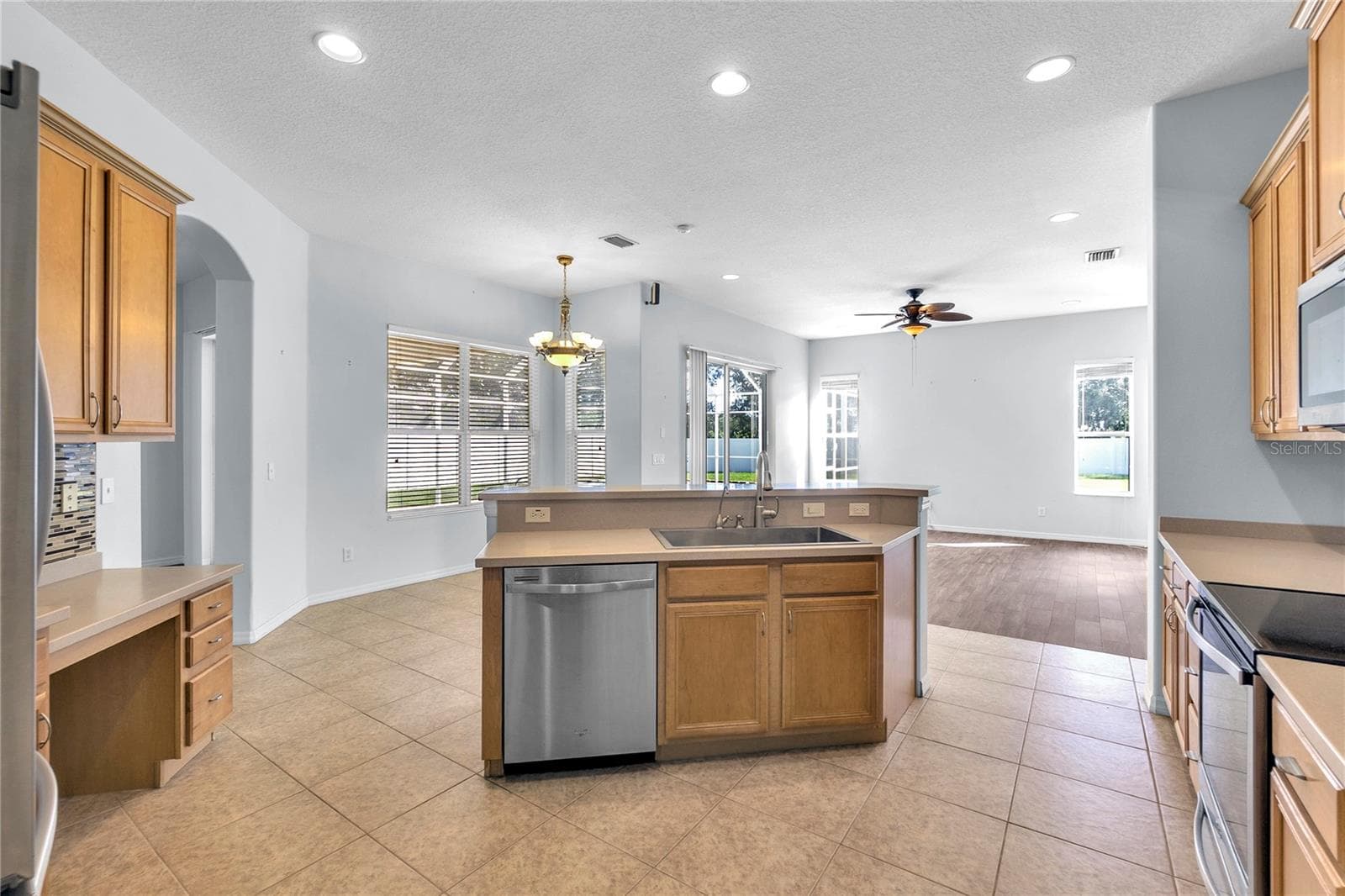 Single Family Residence at 2927 122ND PL E, PARRISH, photo 11 of 35