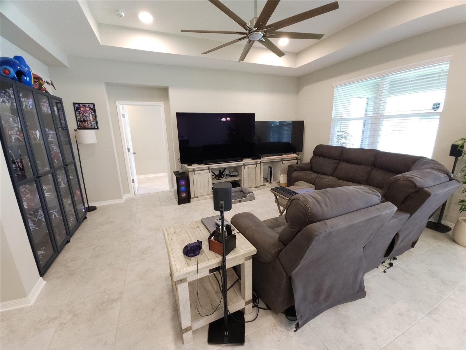 Single Family Residence at 9342 CRESCENT RAY DR, WESLEY CHAPEL, photo 24 of 54
