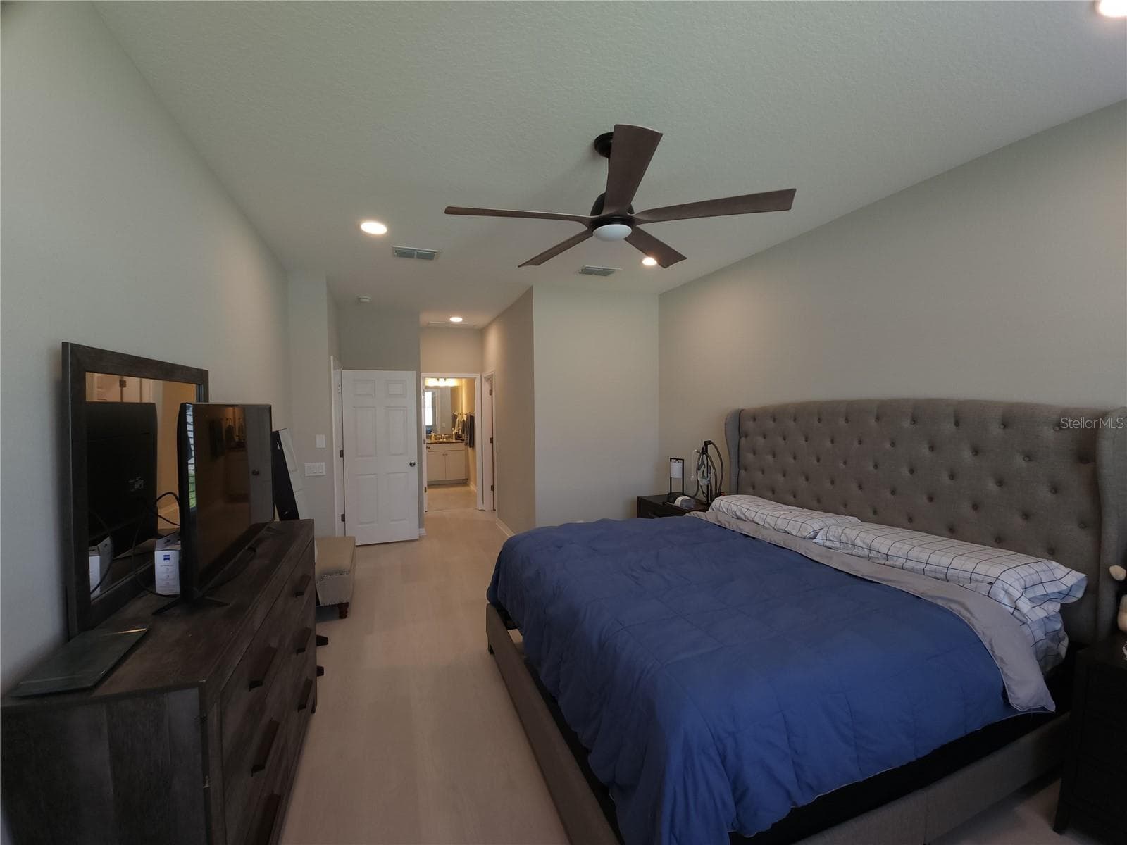 Single Family Residence at 9342 CRESCENT RAY DR, WESLEY CHAPEL, photo 28 of 54