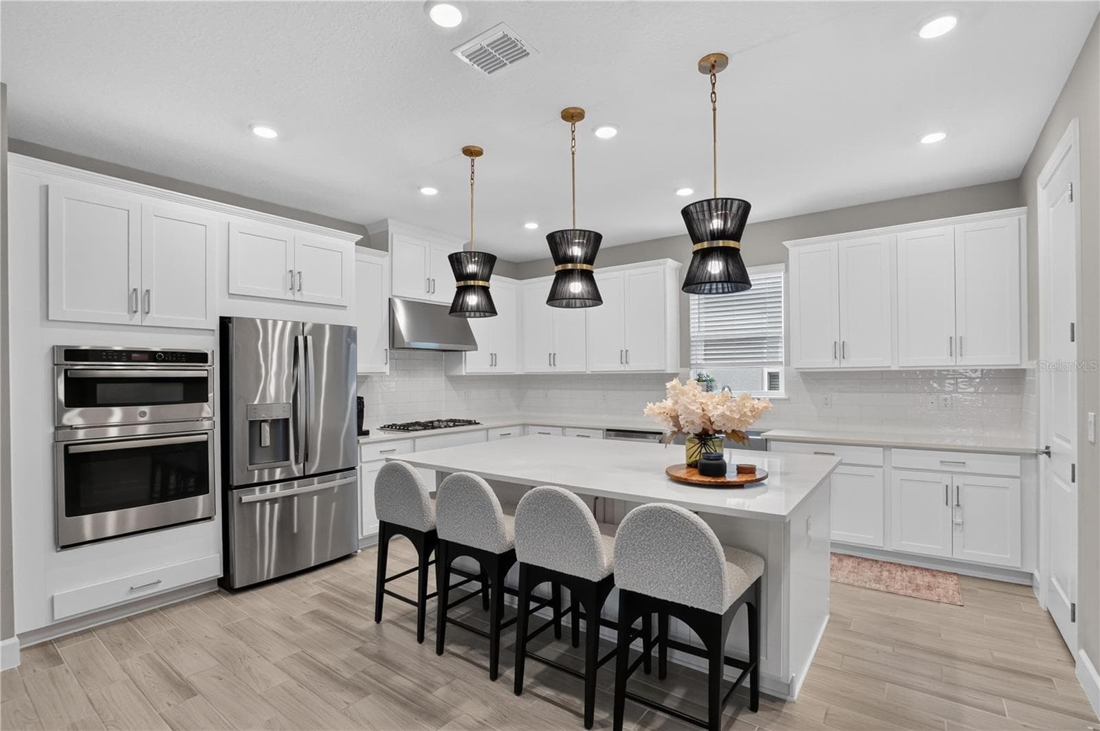 Single Family Residence at 5270 SAVINO CIR, PALMETTO, photo 10 of 52