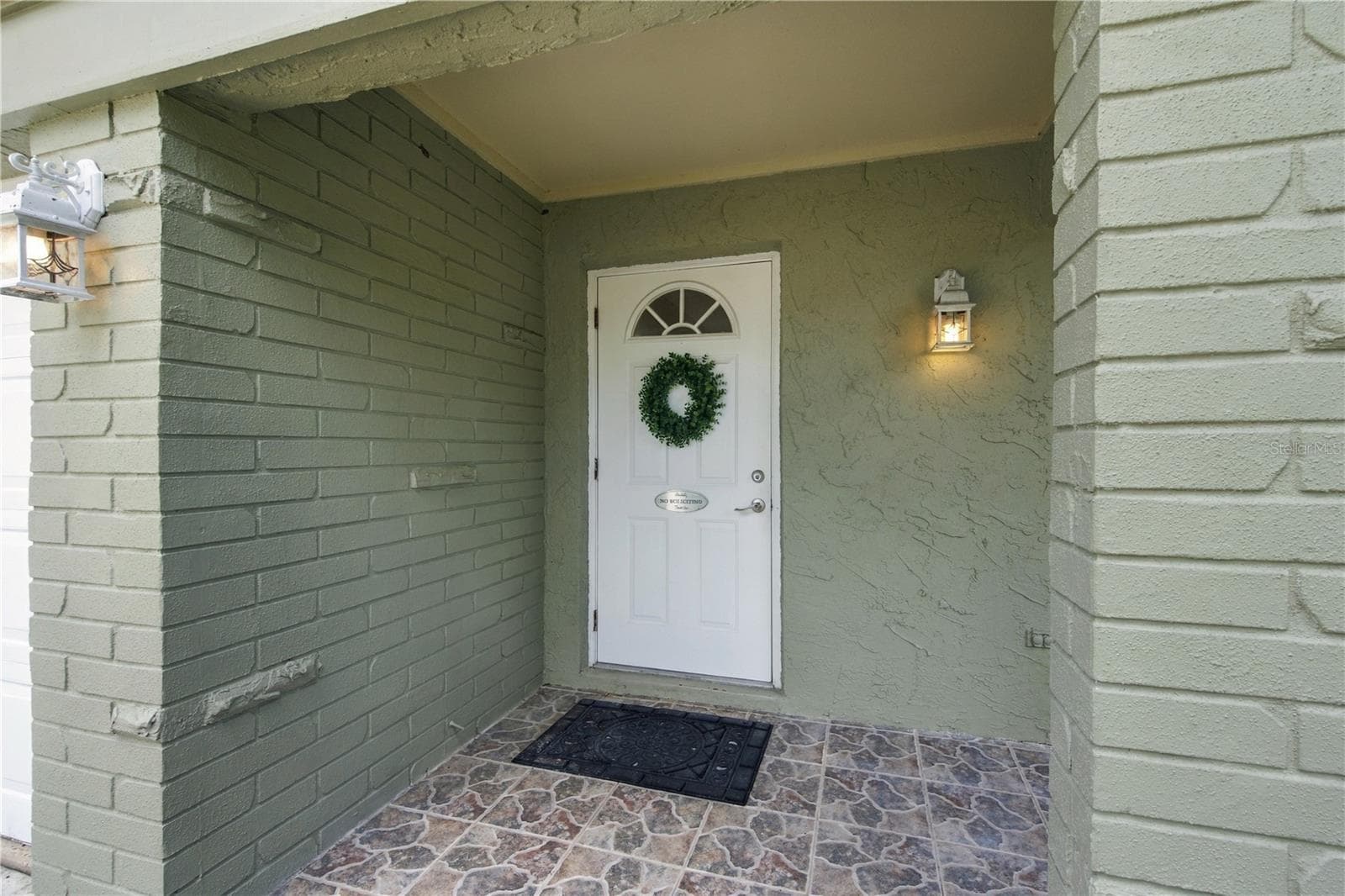 Single Family Residence at 705 LEEWARD WAY, PALM HARBOR, photo 3 of 53