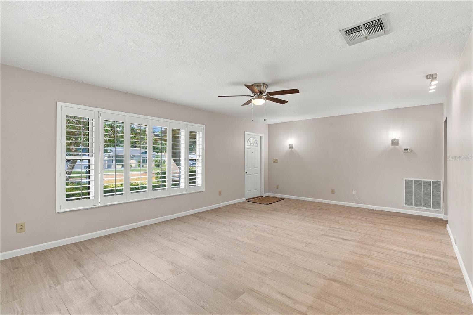 Single Family Residence at 705 LEEWARD WAY, PALM HARBOR, photo 5 of 53