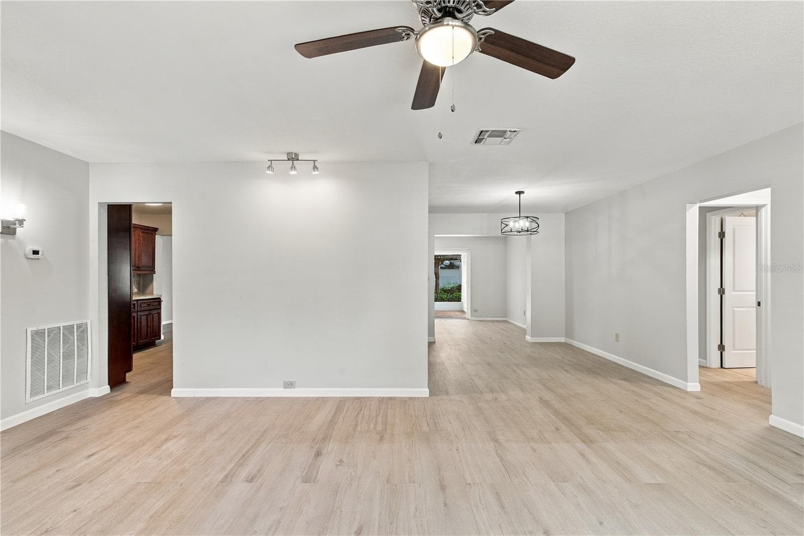 Single Family Residence at 705 LEEWARD WAY, PALM HARBOR, photo 17 of 53