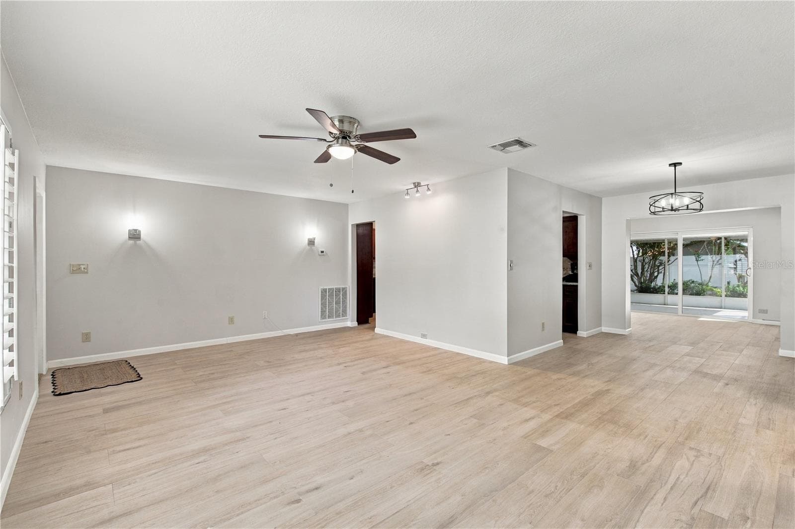 Single Family Residence at 705 LEEWARD WAY, PALM HARBOR, photo 33 of 53