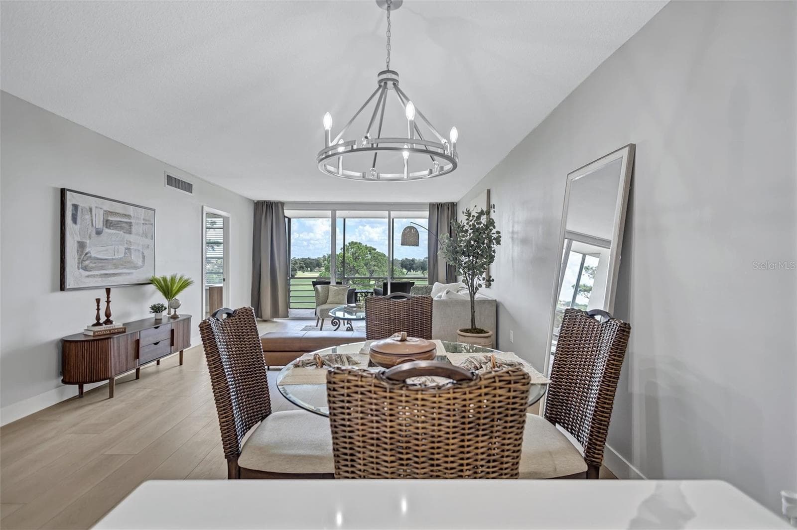 Condominium at 7461 W COUNTRY CLUB DR N #408, SARASOTA, photo 14 of 73