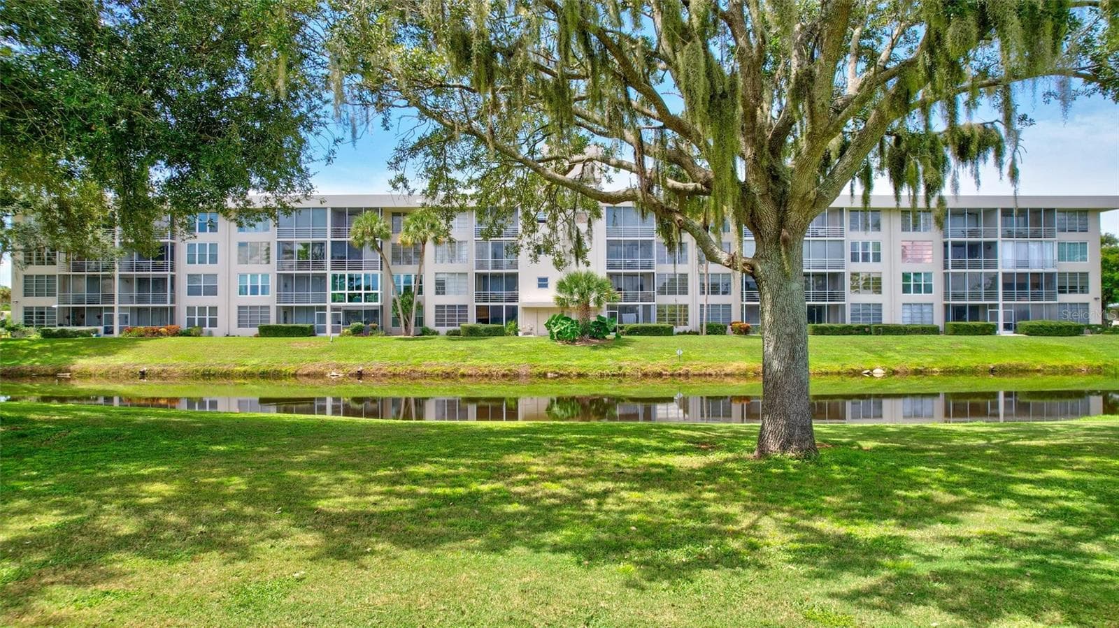 Condominium at 7461 W COUNTRY CLUB DR N #408, SARASOTA, photo 60 of 73