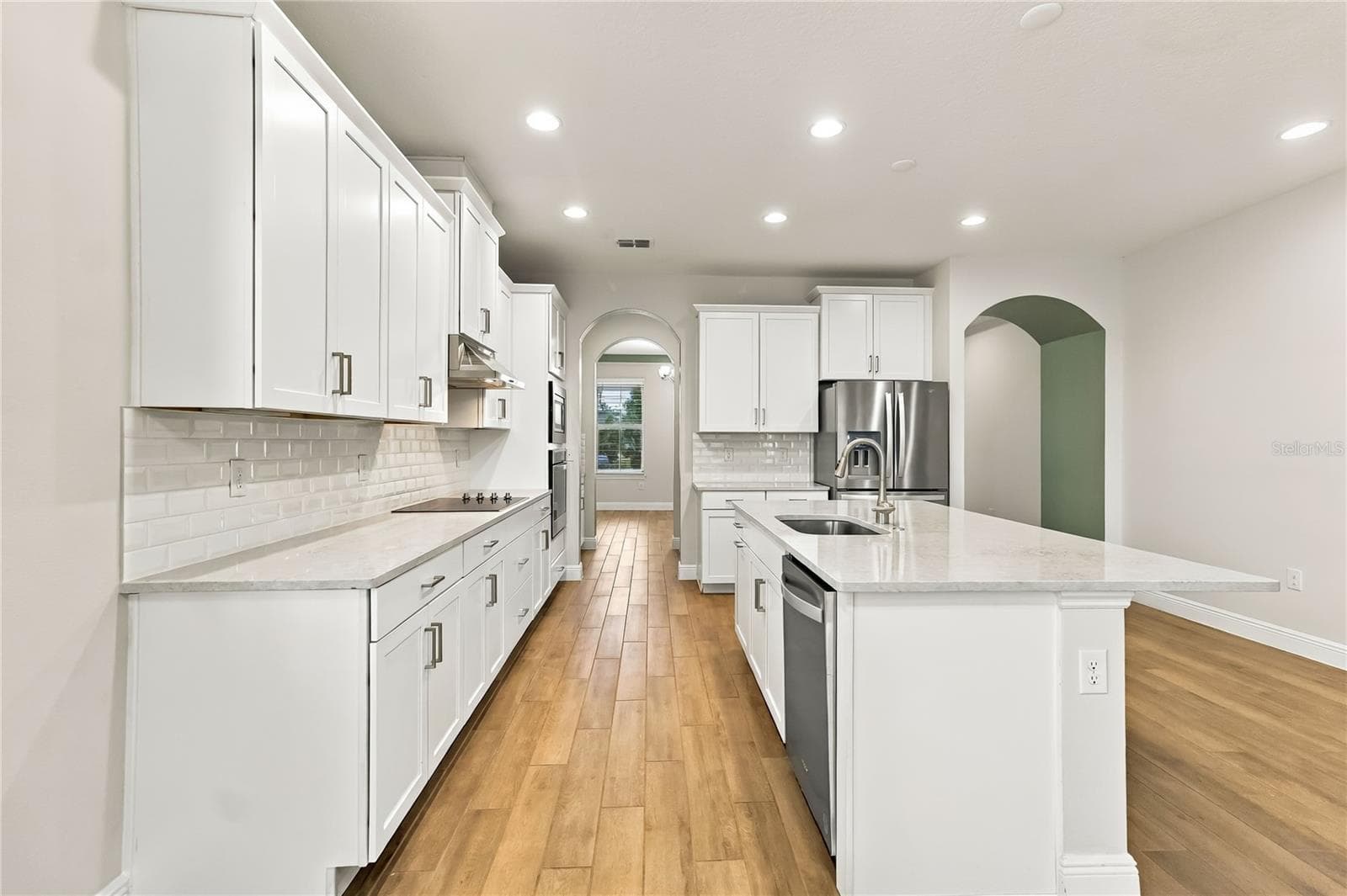 Single Family Residence at 8819 SONOMA COAST DR, WINTER GARDEN, photo 16 of 95