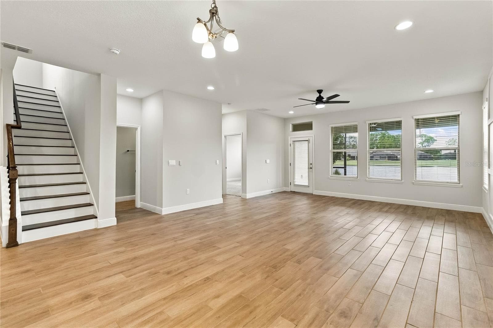Single Family Residence at 8819 SONOMA COAST DR, WINTER GARDEN, photo 23 of 95