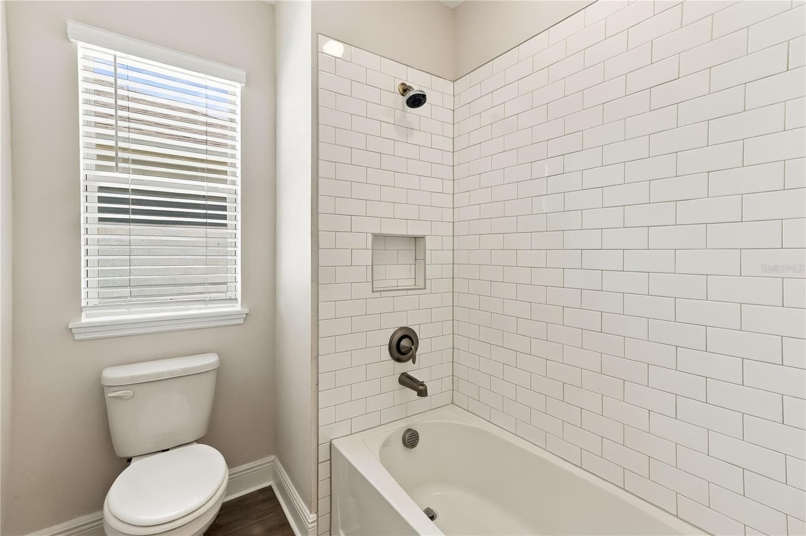 Single Family Residence at 8819 SONOMA COAST DR, WINTER GARDEN, photo 44 of 95