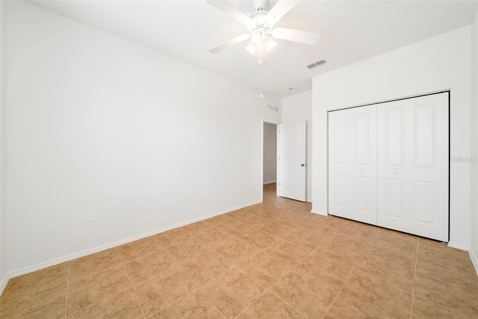 BR 2 - 115 64TH AVE E, BRADENTON