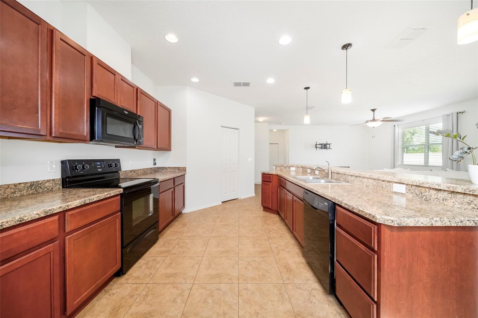 Single Family Residence at 115 64TH AVE E, BRADENTON, photo 28 of 68