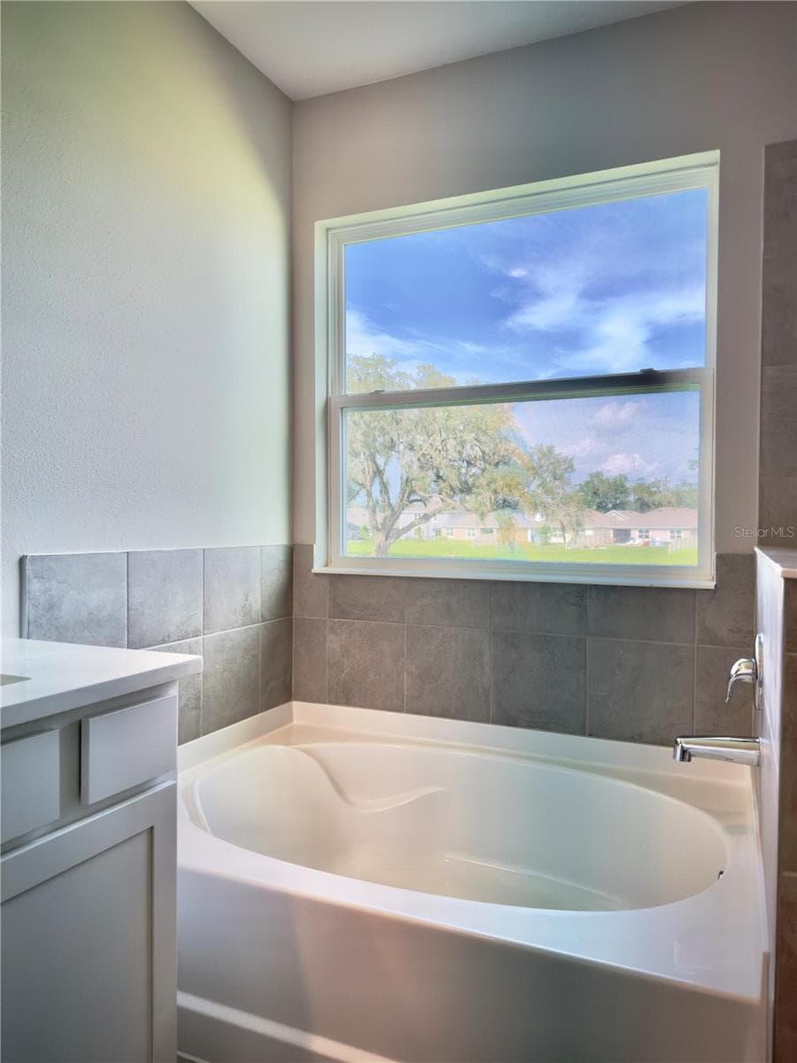 Single Family Residence at 11304 SPOONBILL FLOCK WAY, SAN ANTONIO, photo 33 of 65