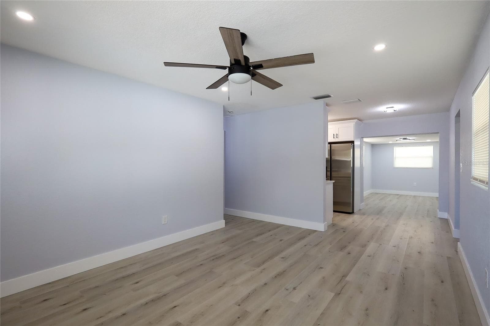 Single Family Residence at 431 HAMPTON AVE, LAKELAND, photo 8 of 36
