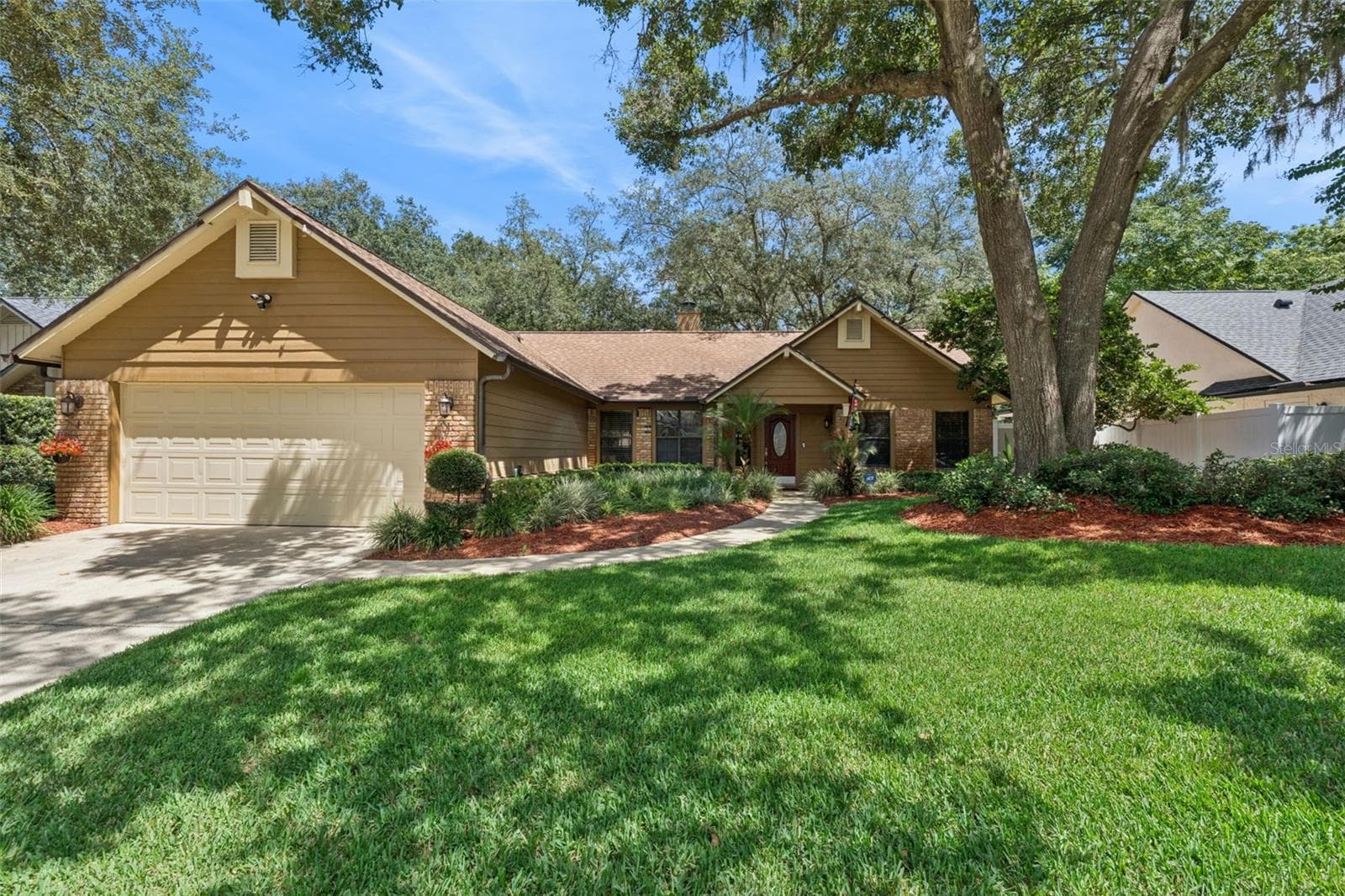 288 RINGWOOD DR