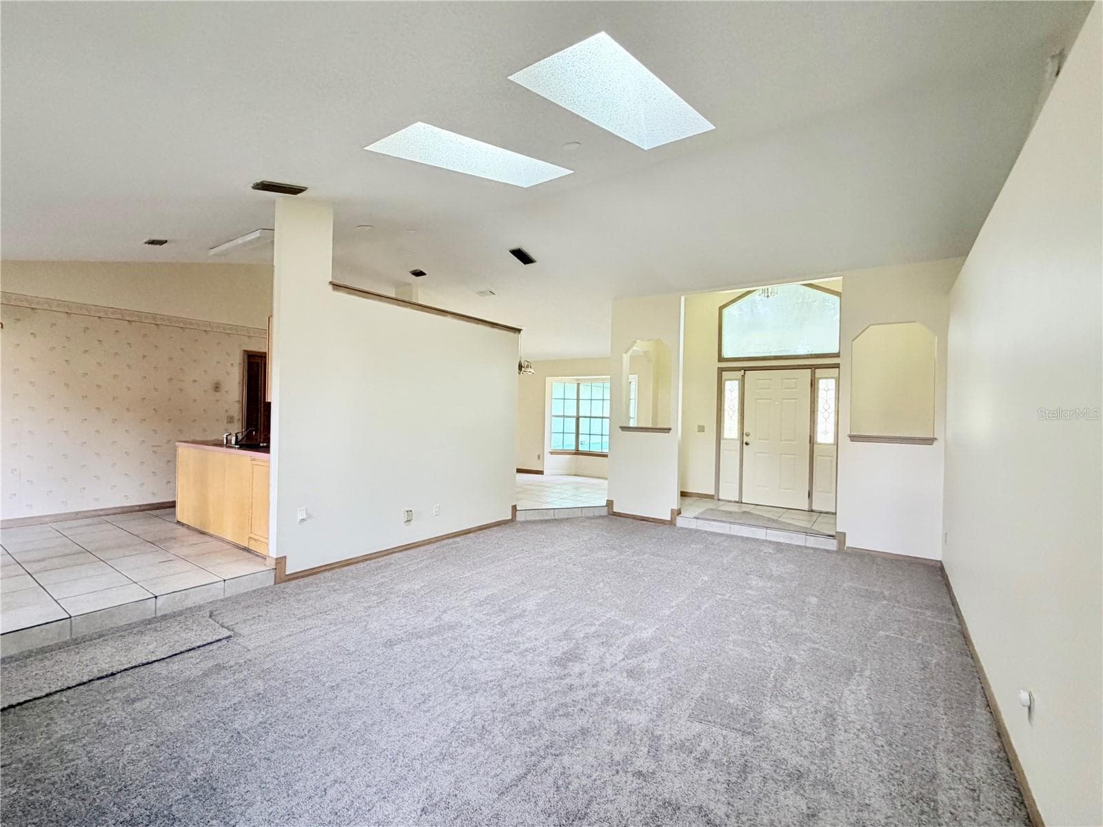 Single Family Residence at 632 FOURWIND ST, DELTONA, photo 4 of 30