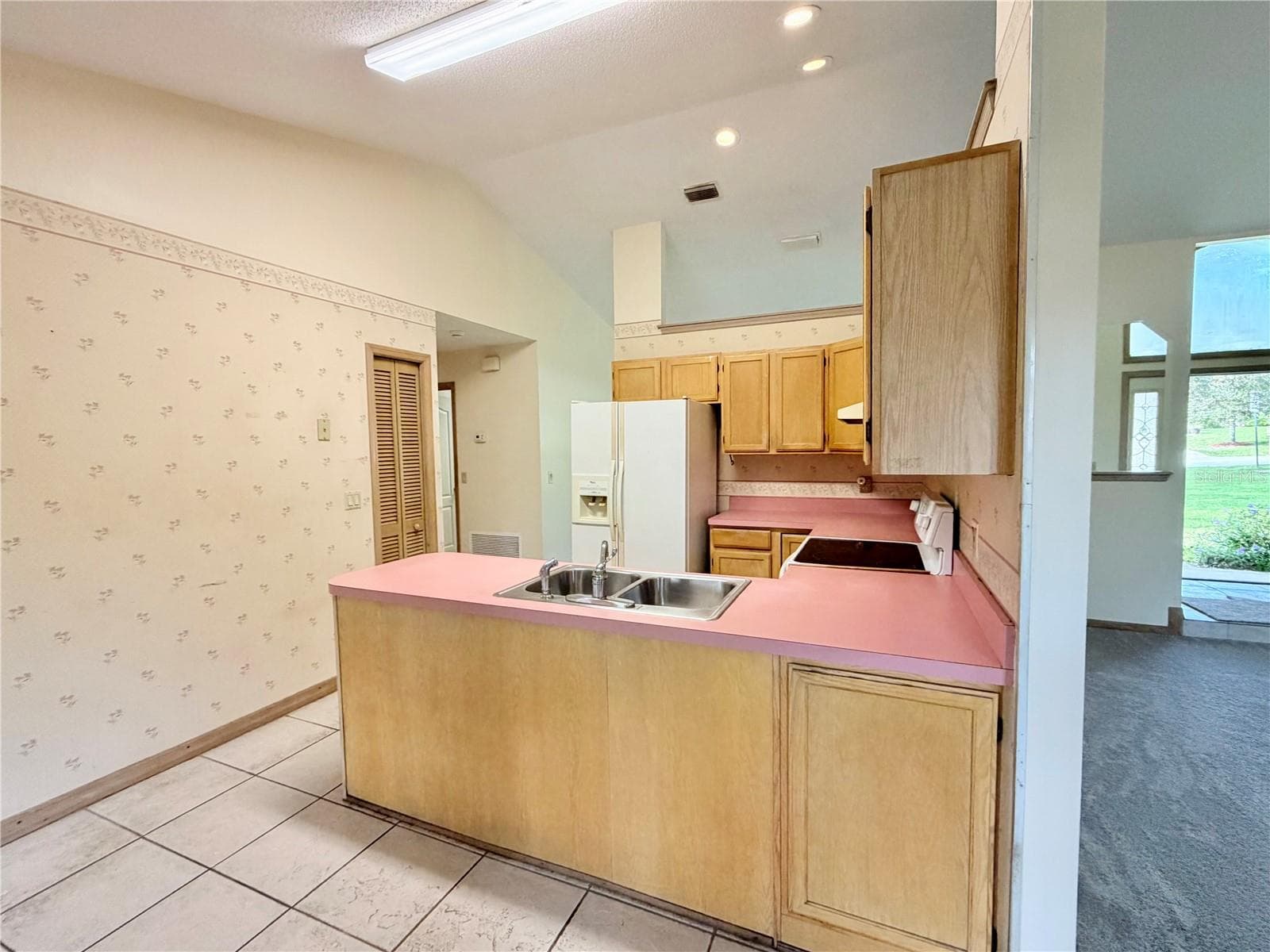 Single Family Residence at 632 FOURWIND ST, DELTONA, photo 10 of 30