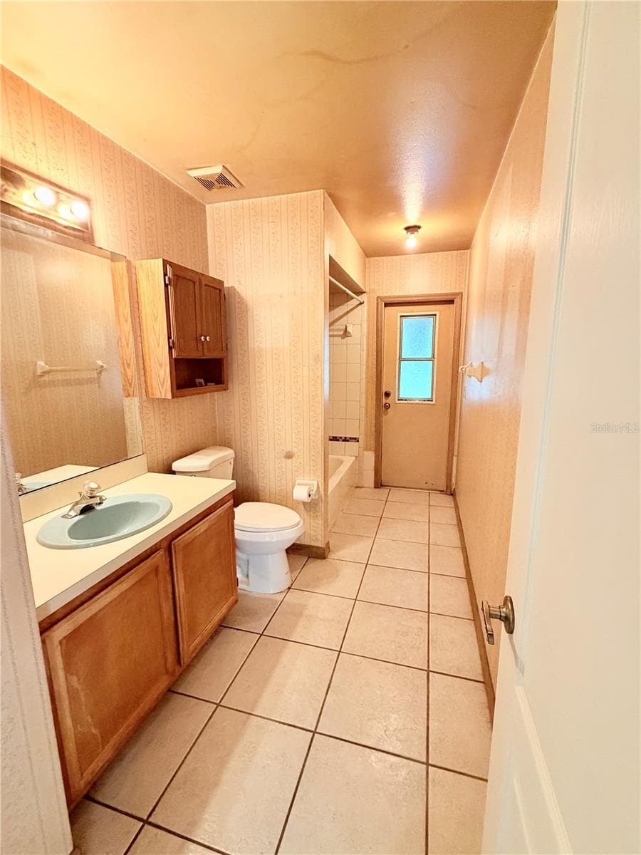 Single Family Residence at 632 FOURWIND ST, DELTONA, photo 20 of 30