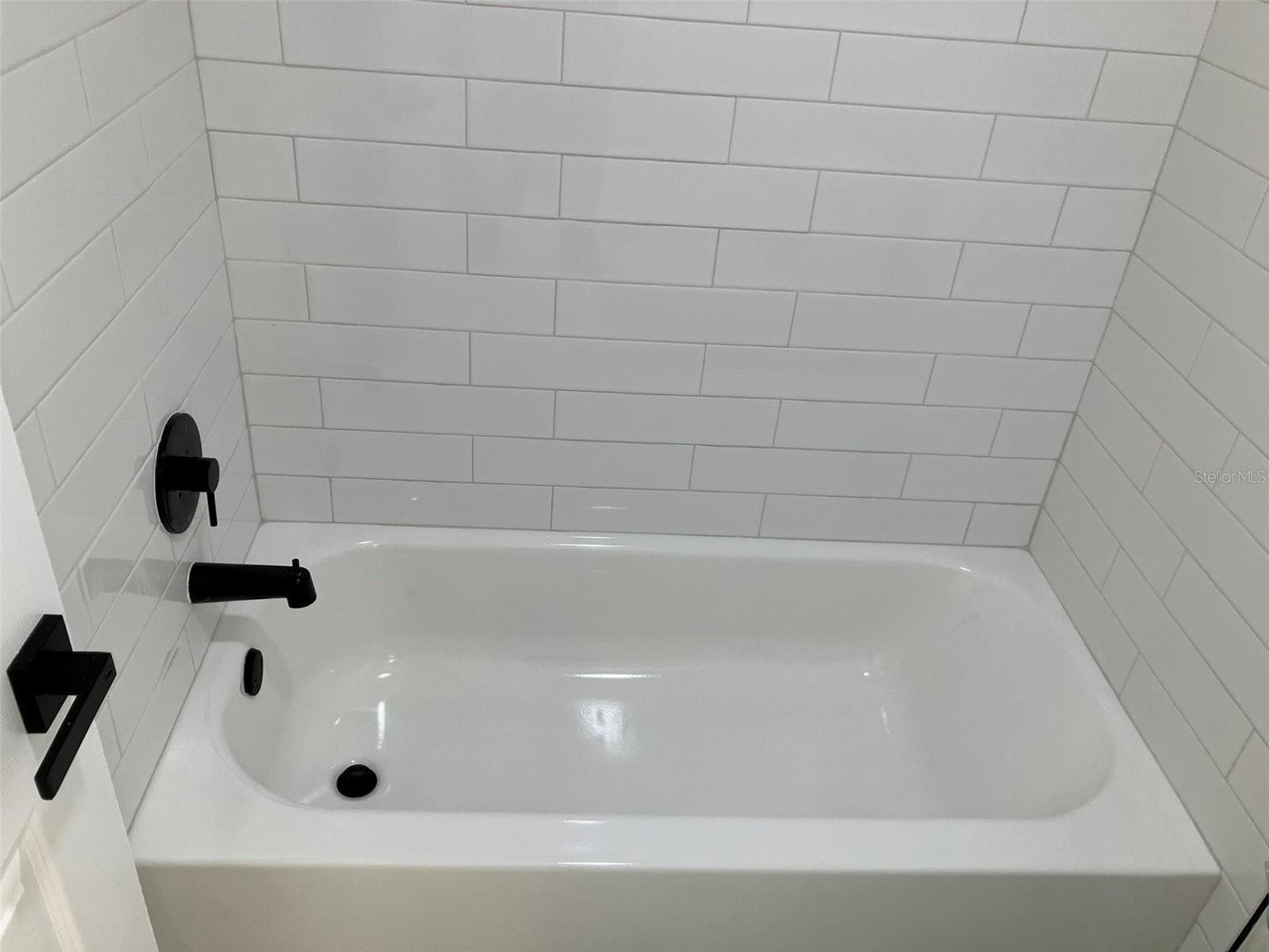 Hall Bath - 110 EVELYN CT, OLDSMAR