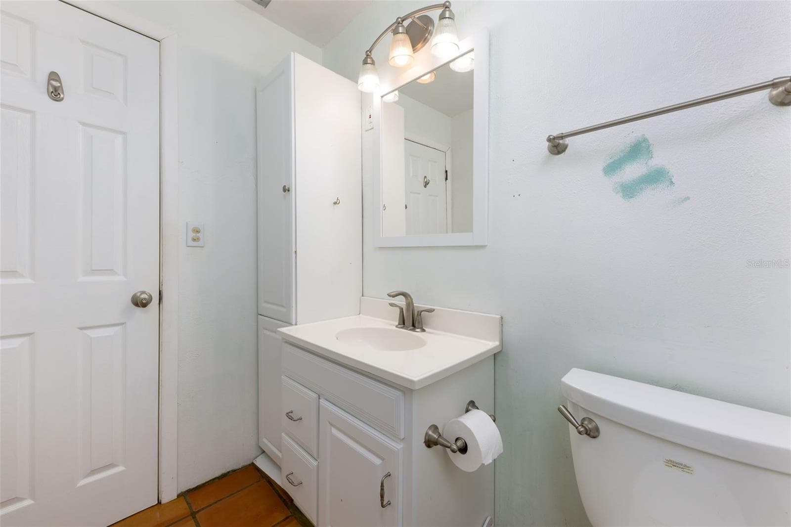 Guest Bathroom - 8812 SW 111TH TER, GAINESVILLE