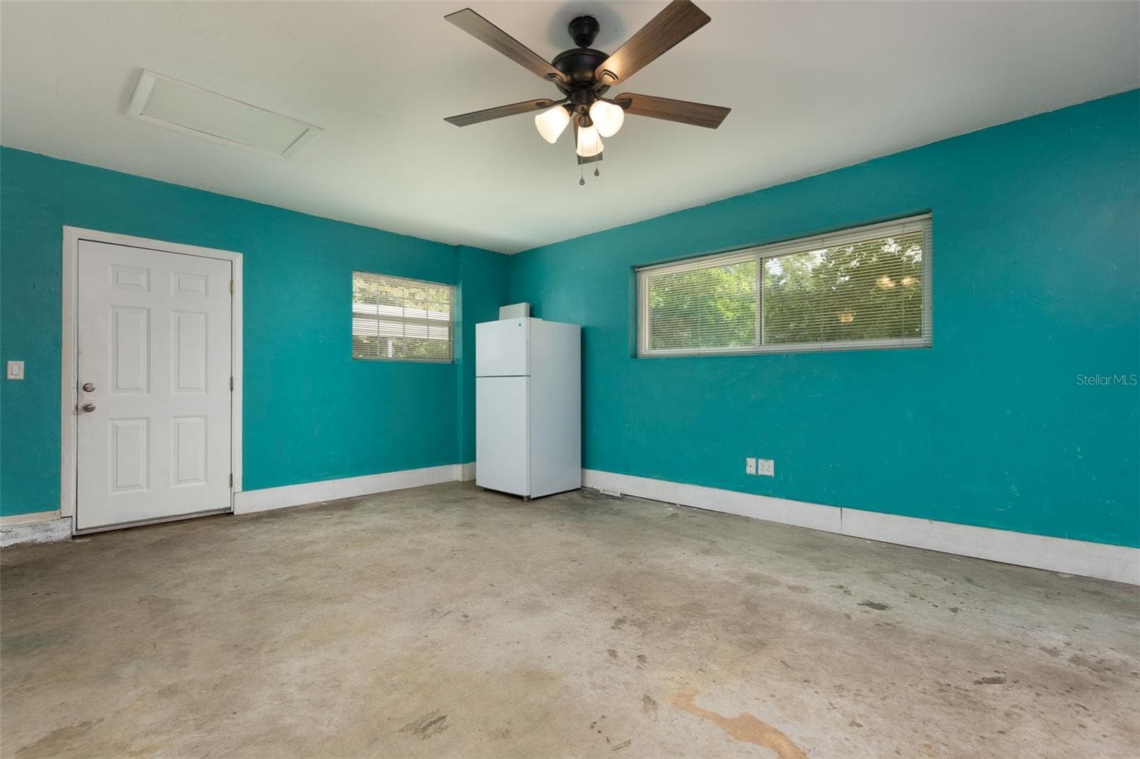 Enclosed Garage/Den - 8812 SW 111TH TER, GAINESVILLE
