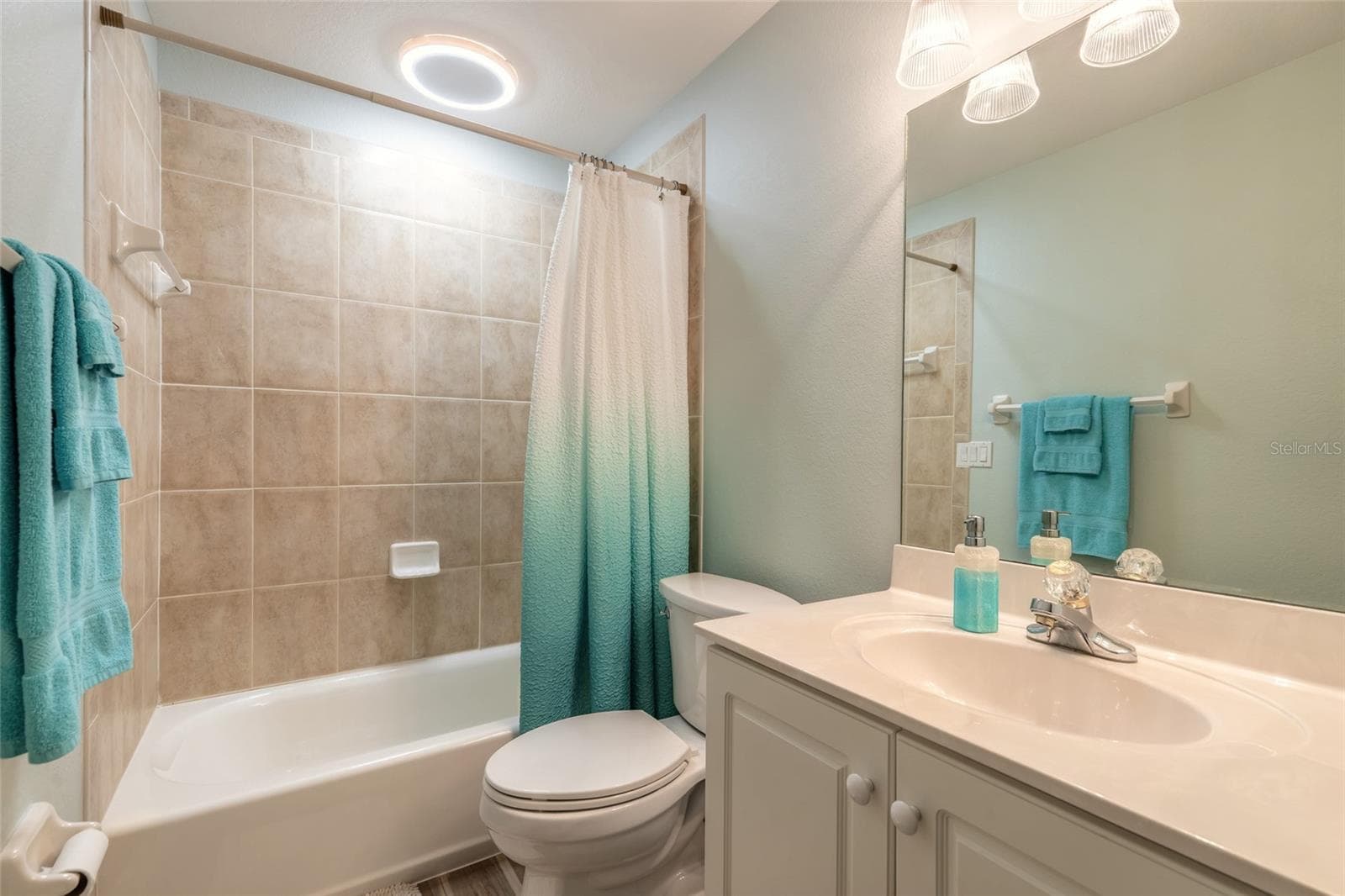 Single Family Residence at 682 MIDDLEBURY LOOP, NEW SMYRNA BEACH, photo 20 of 44