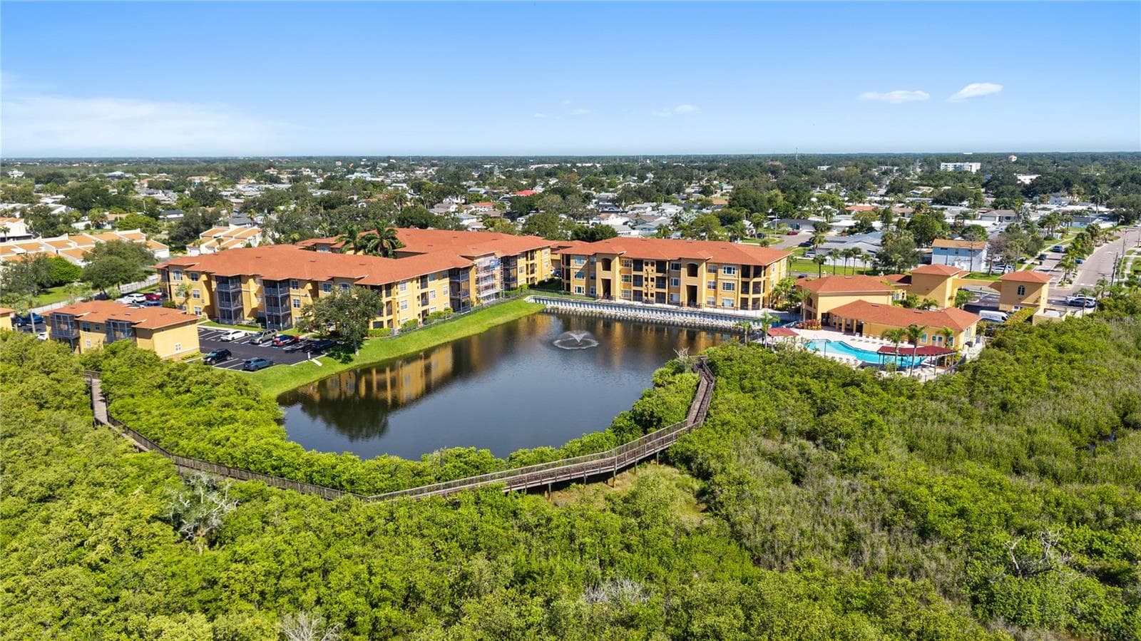 Condominium at 4333 BAYSIDE VILLAGE DR #320, TAMPA, photo 2 of 50
