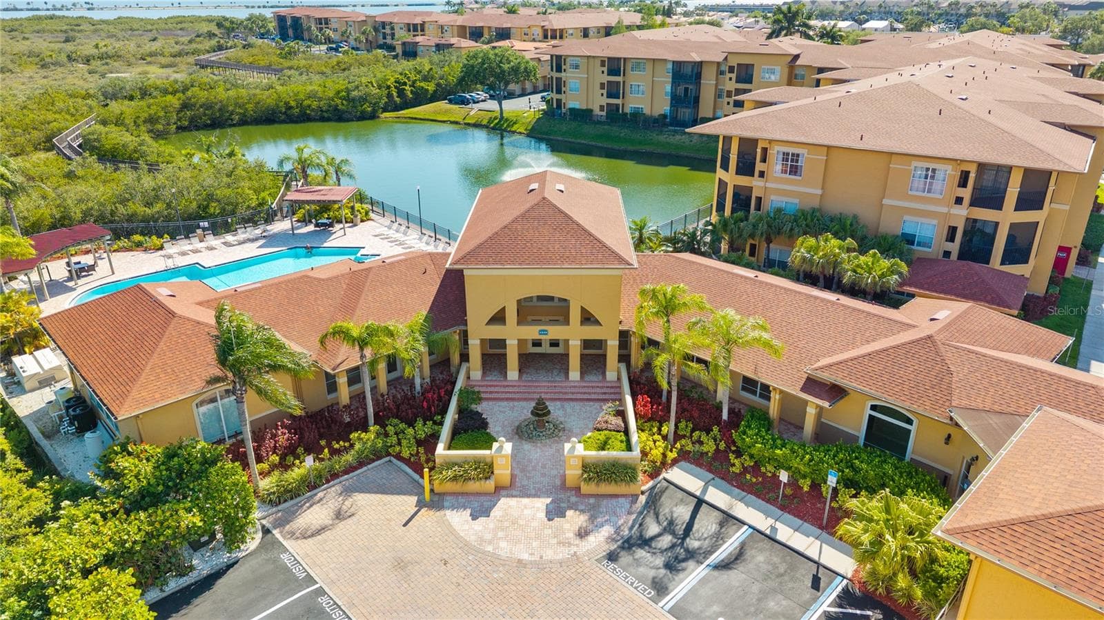 Condominium at 4333 BAYSIDE VILLAGE DR #320, TAMPA, photo 3 of 50