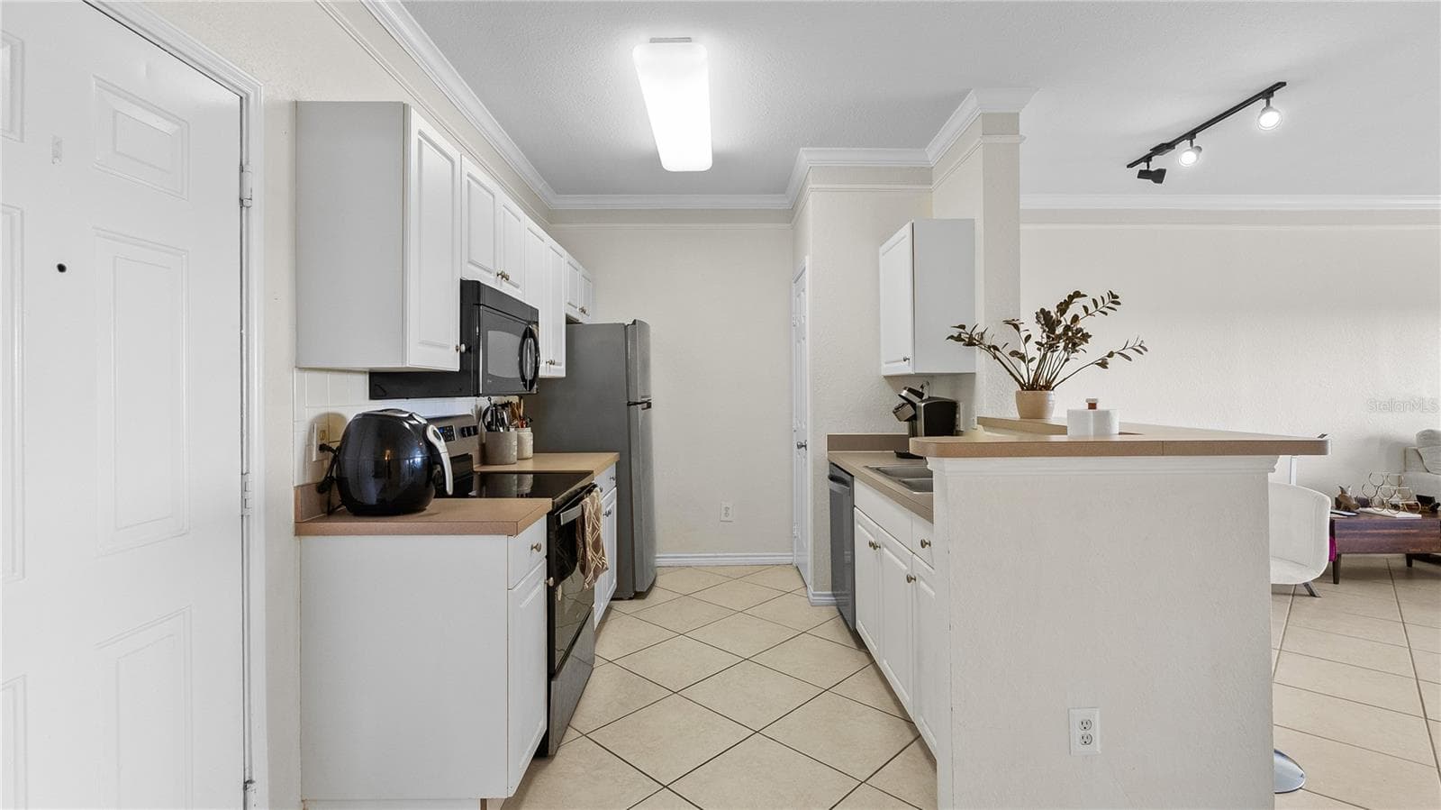 Condominium at 4333 BAYSIDE VILLAGE DR #320, TAMPA, photo 32 of 50