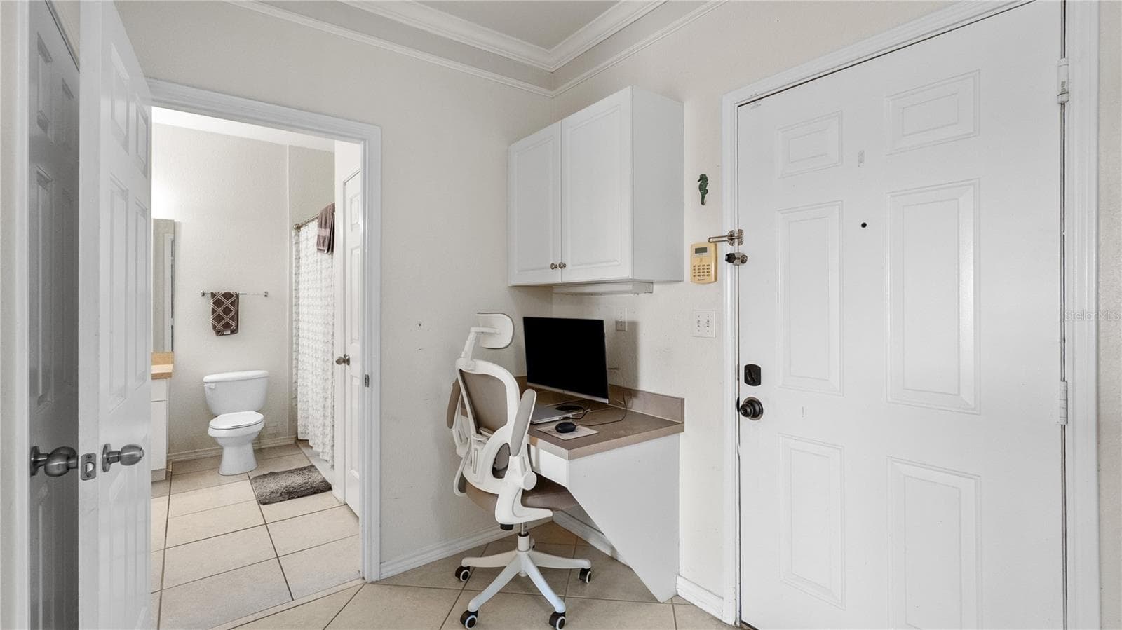 Condominium at 4333 BAYSIDE VILLAGE DR #320, TAMPA, photo 34 of 50