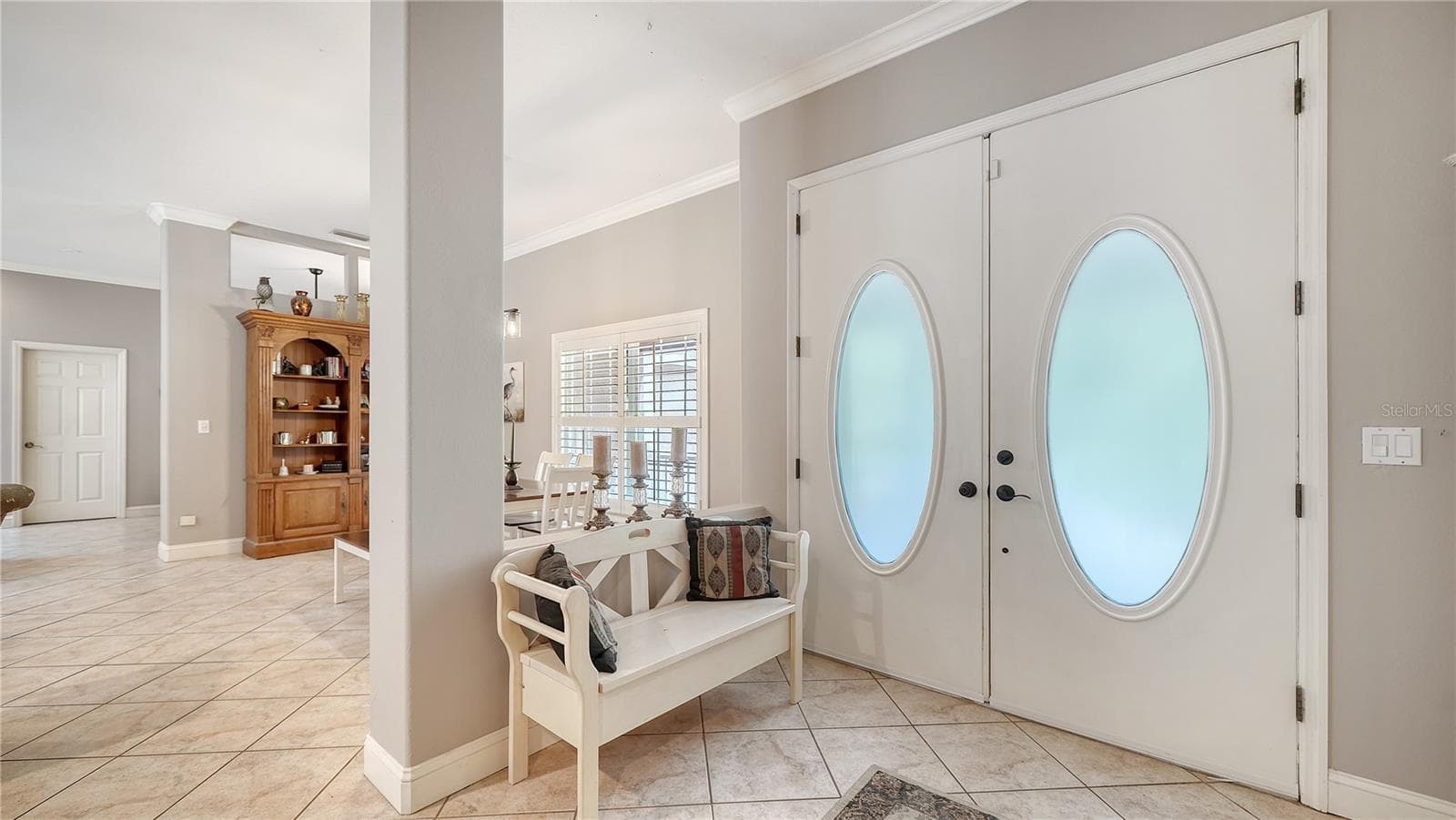 Double doors lead to open foyer - 2166 SYLVAN LEA DR, SARASOTA