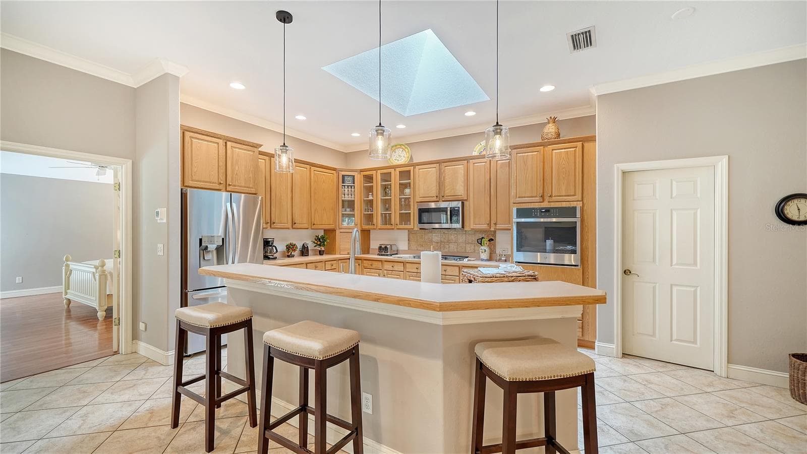 Single Family Residence at 2166 SYLVAN LEA DR, SARASOTA, photo 15 of 34