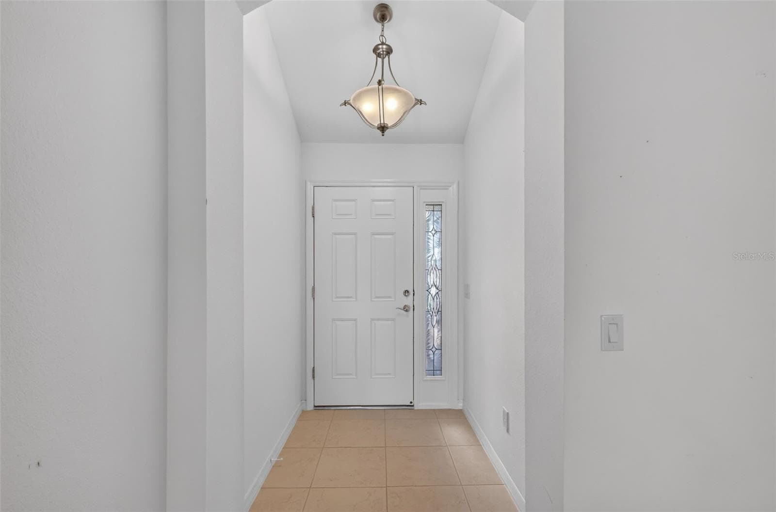 Foyer - THE VILLAGES, THE VILLAGES