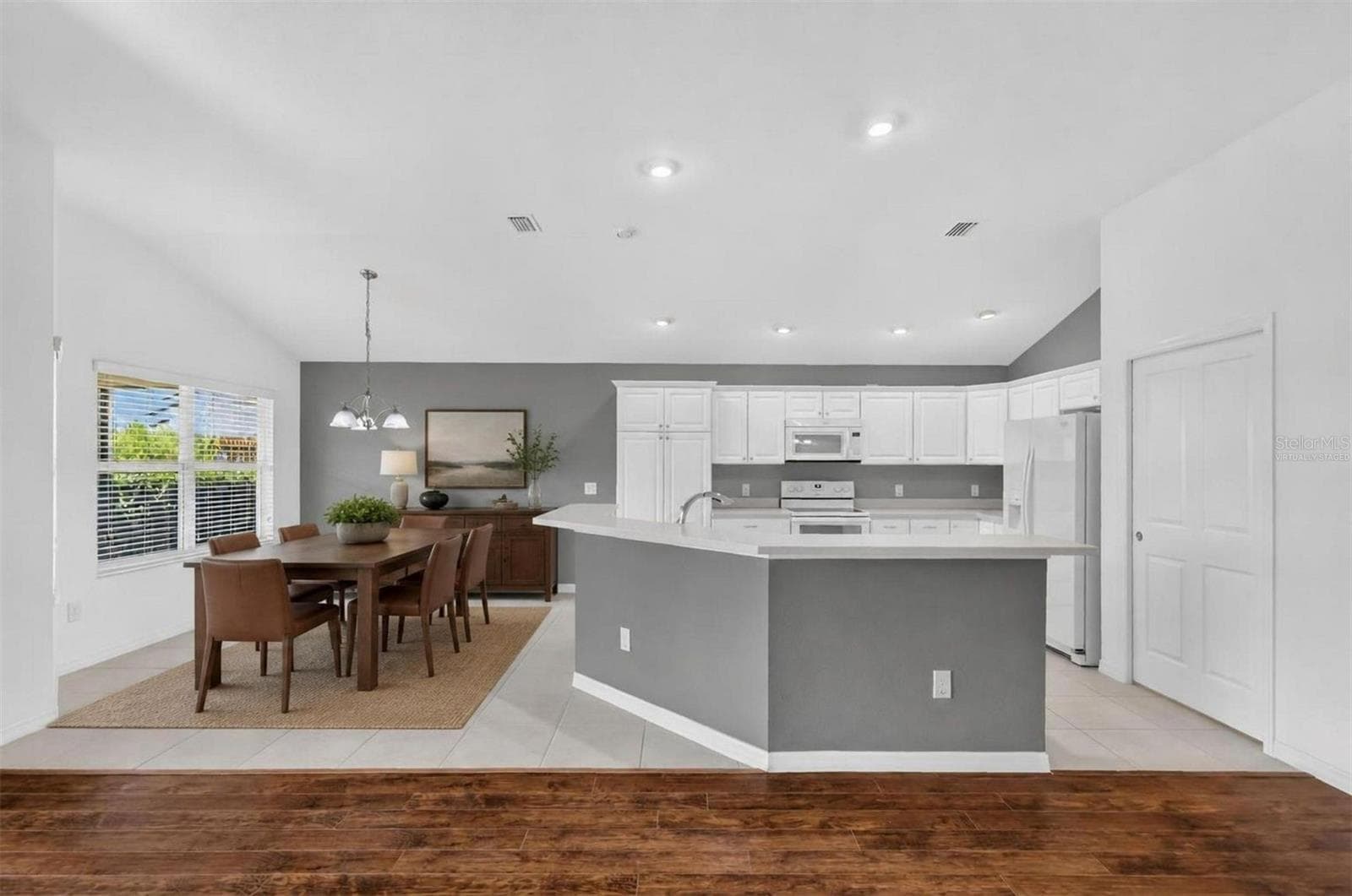 Dinette-Virtually Staged - THE VILLAGES, THE VILLAGES