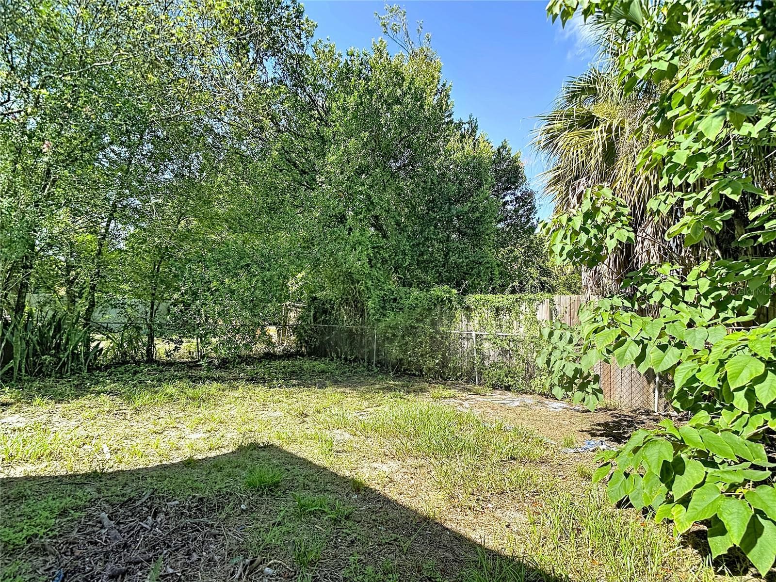 Single Family Residence at 8410 N SEMMES ST, TAMPA, photo 19 of 25