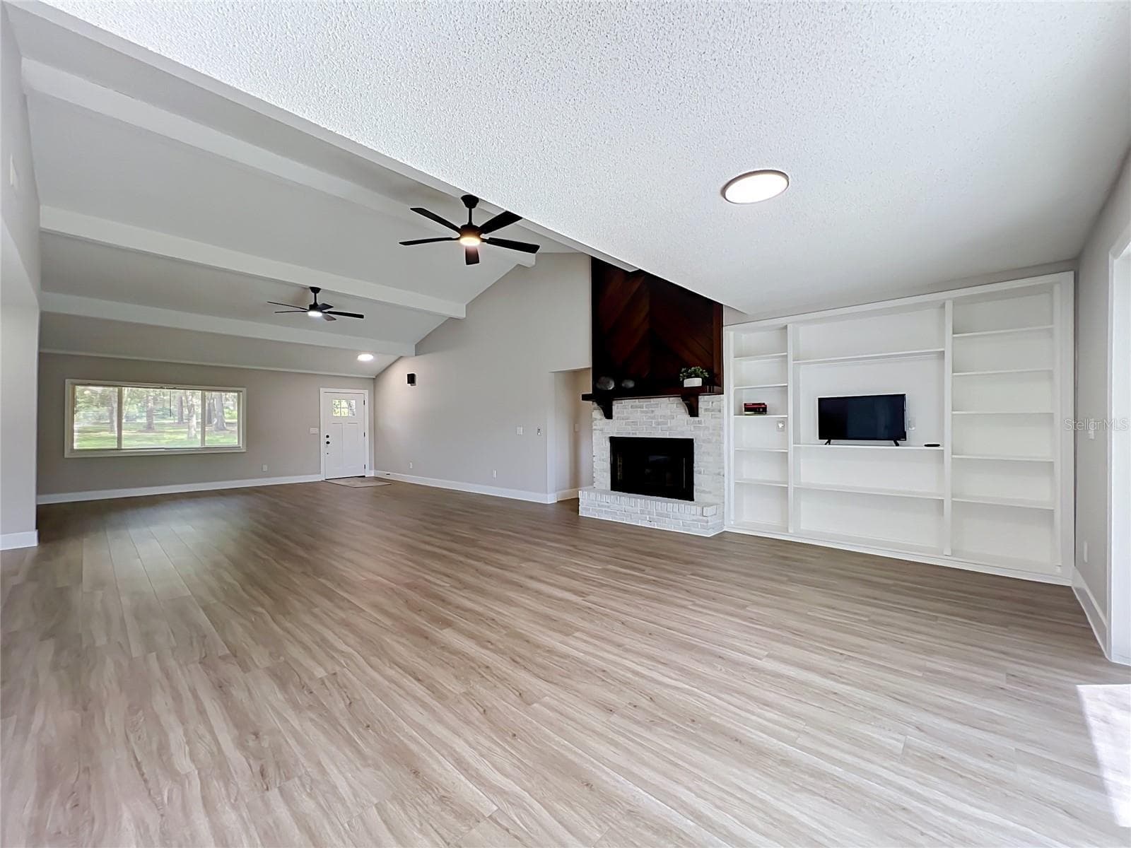 Single Family Residence at 1904 LAKE ALMA DR, APOPKA, photo 8 of 42