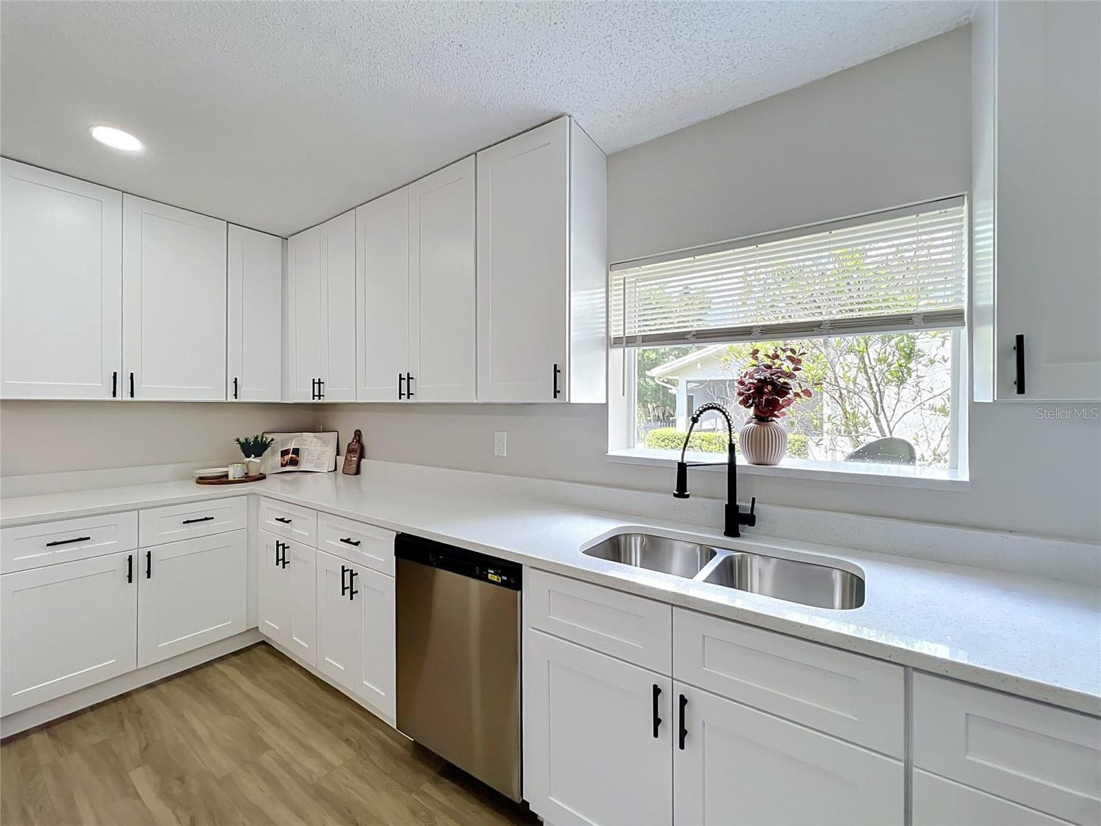 Single Family Residence at 1904 LAKE ALMA DR, APOPKA, photo 18 of 42