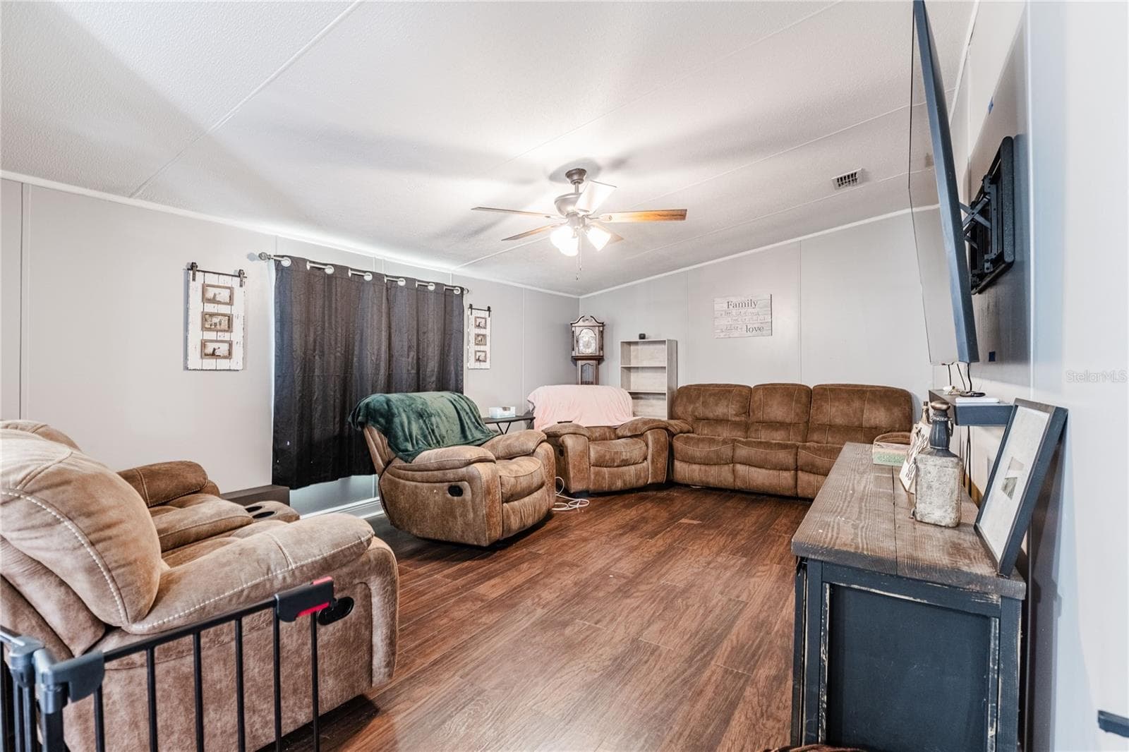 Family Room - 7309 RYMAN LOOP, ZEPHYRHILLS