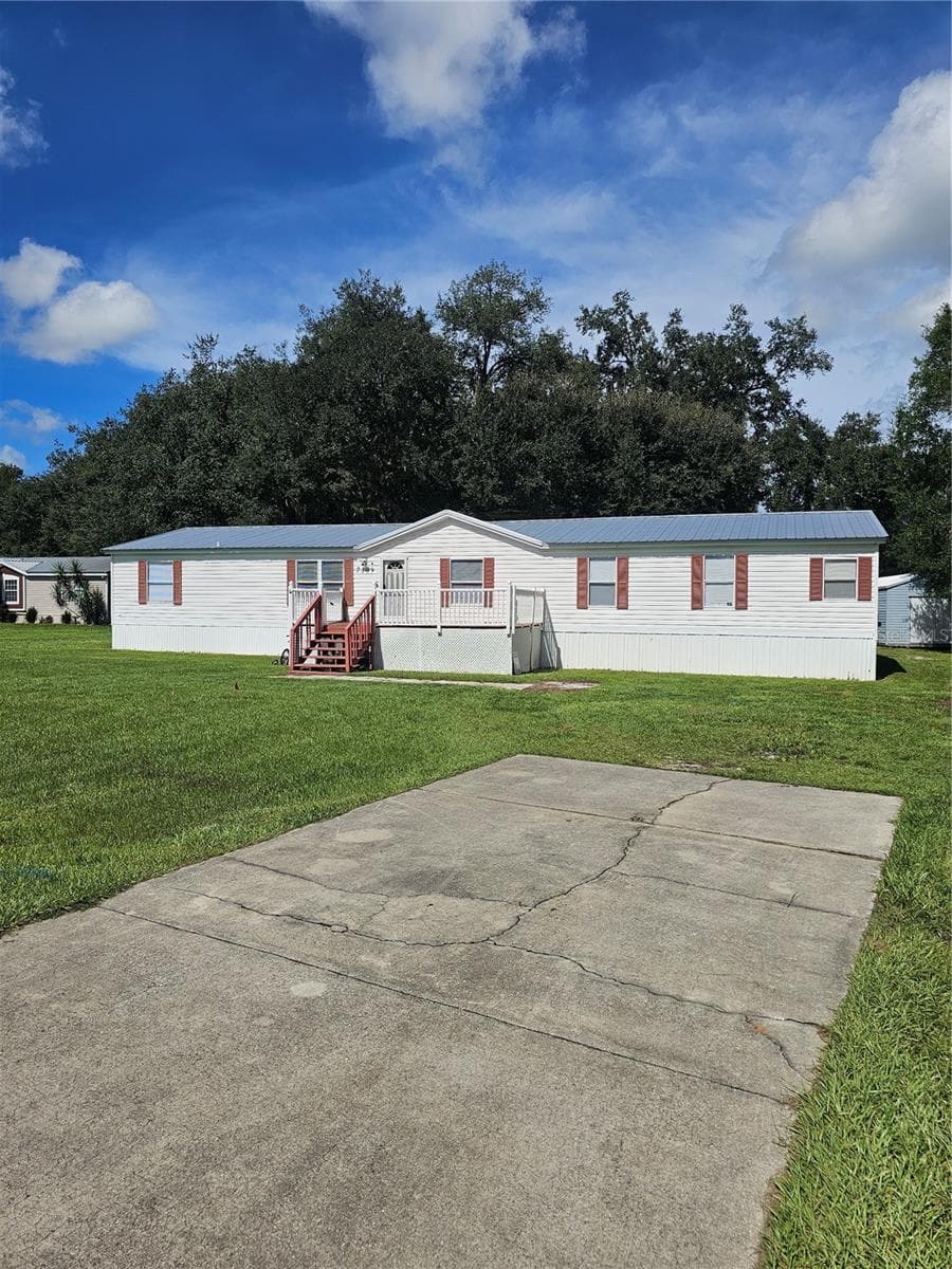 Manufactured Home at 7309 RYMAN LOOP, ZEPHYRHILLS, photo 38 of 39