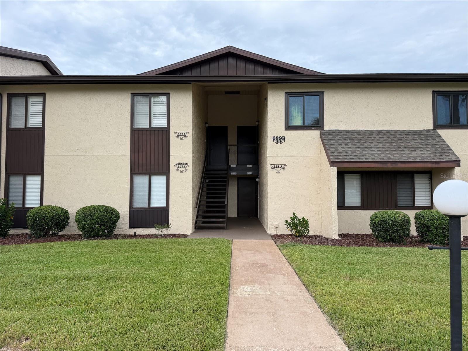 Condominium at 637 MIDWAY DR #A, OCALA, photo 2 of 51