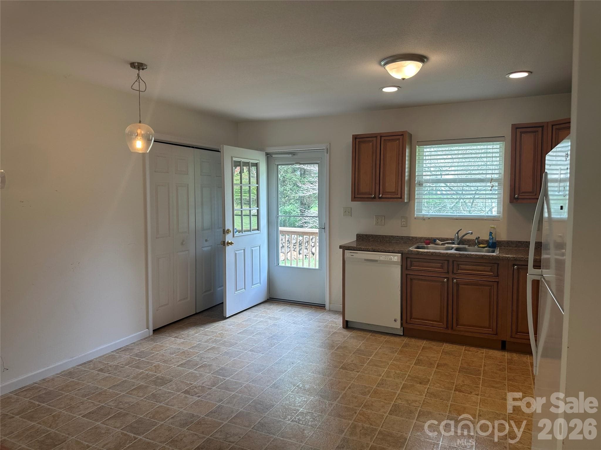 Single Family Residence at 6 Kendrick Court, Flat Rock, photo 9 of 30