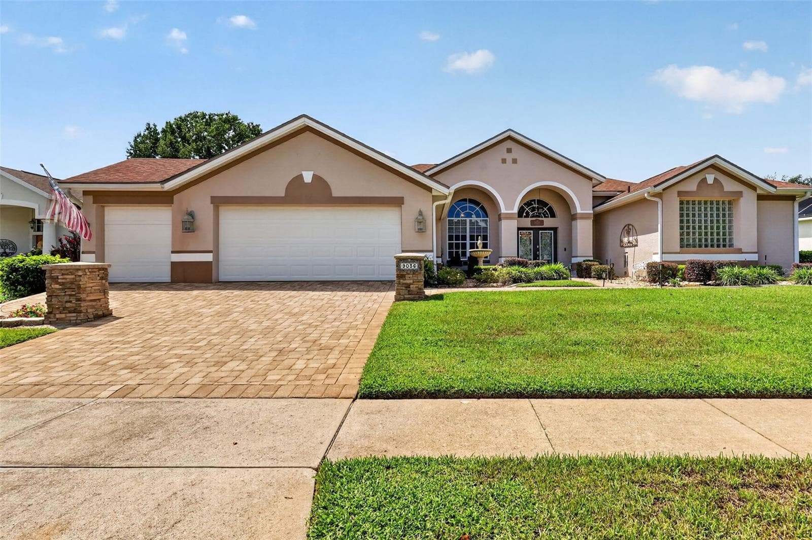 9036 LAUREL RIDGE DR
