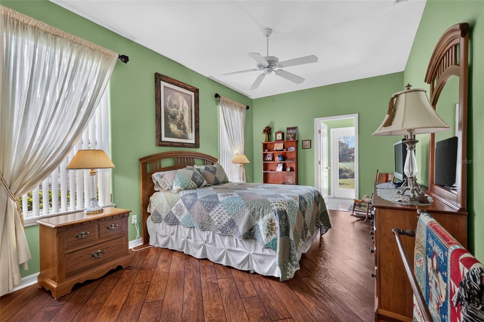 Single Family Residence at 9036 LAUREL RIDGE DR, MOUNT DORA, photo 27 of 45