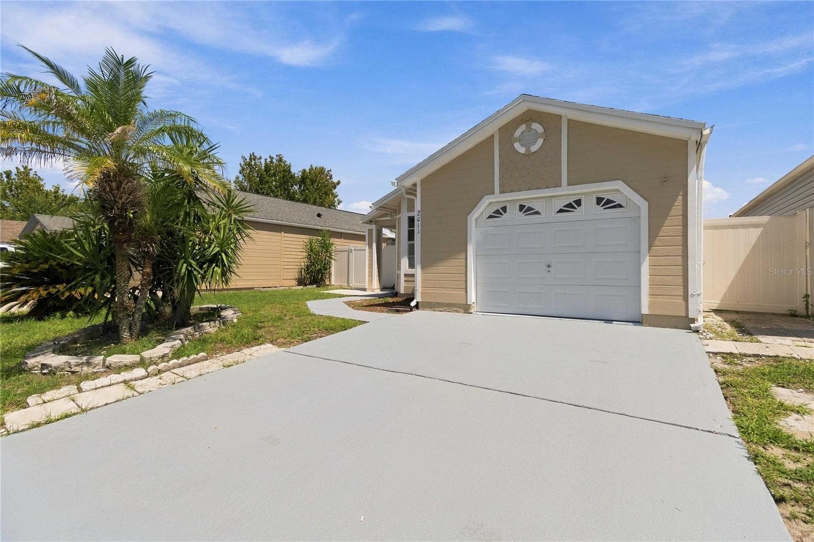 Single Family Residence at 2011 WINSLOW DR, ORLANDO, photo 2 of 27
