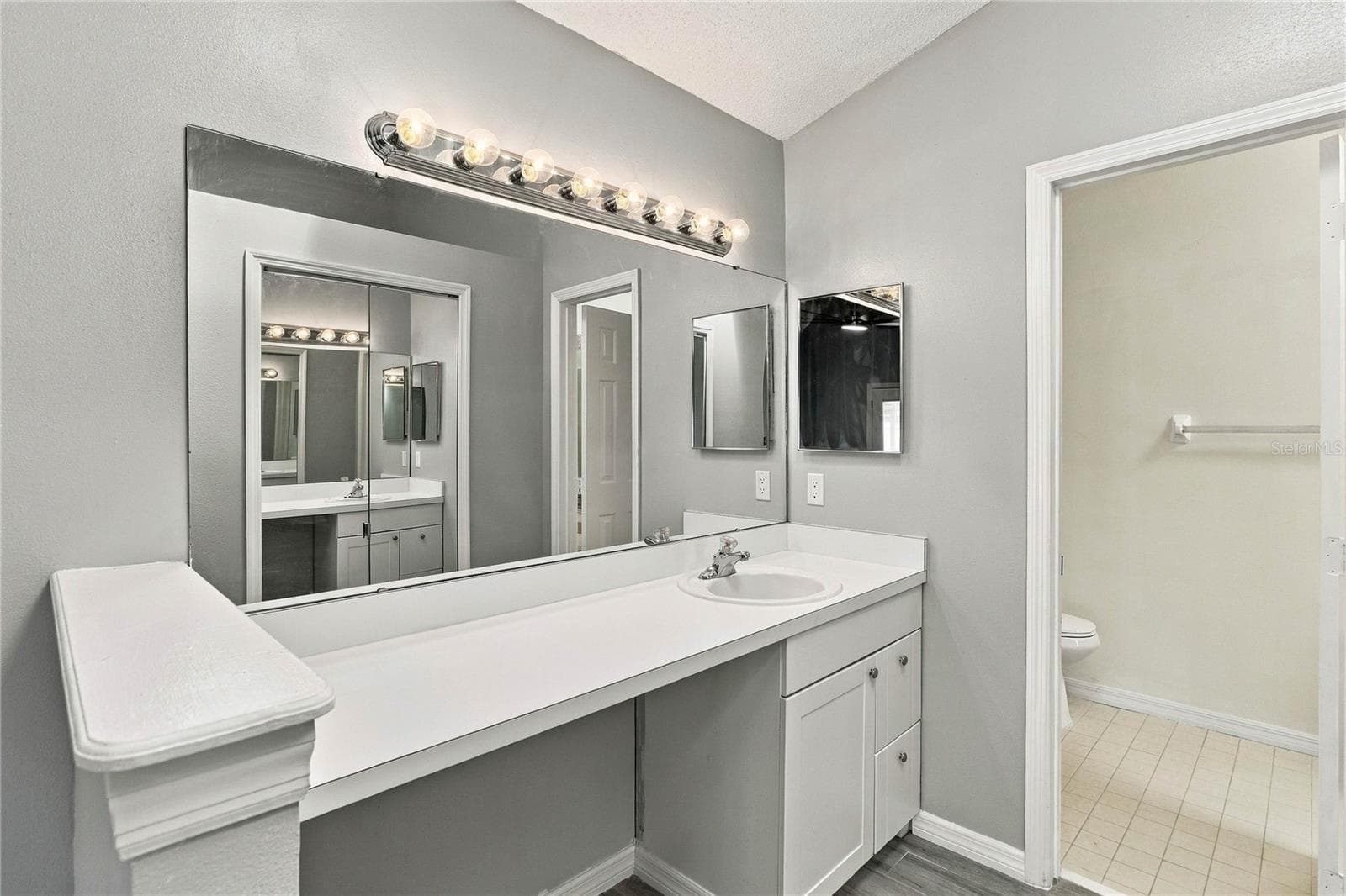 Single Family Residence at 2011 WINSLOW DR, ORLANDO, photo 16 of 27