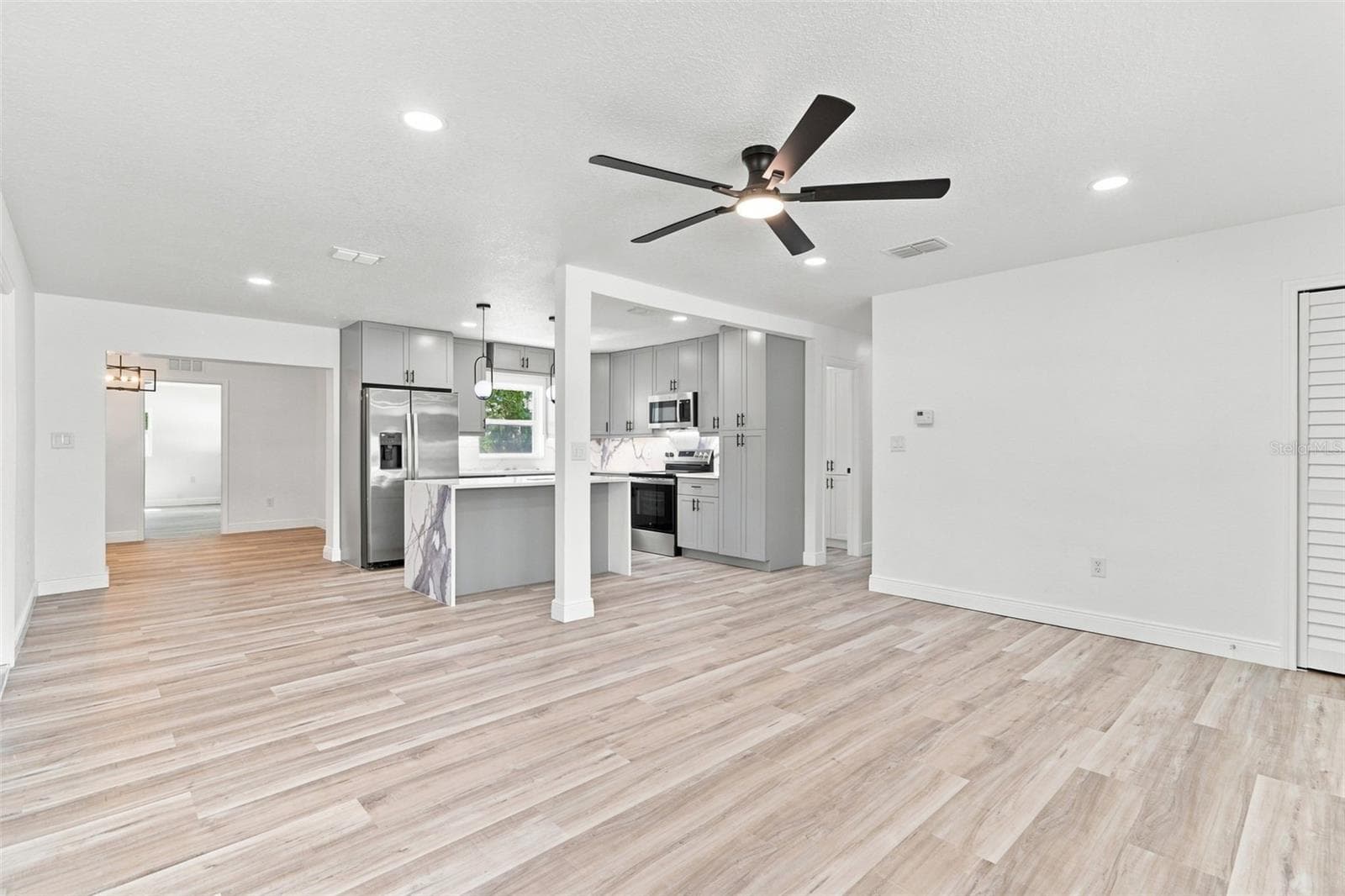 Single Family Residence at 4904 DANNY BOY CIR, ORLANDO, photo 11 of 70