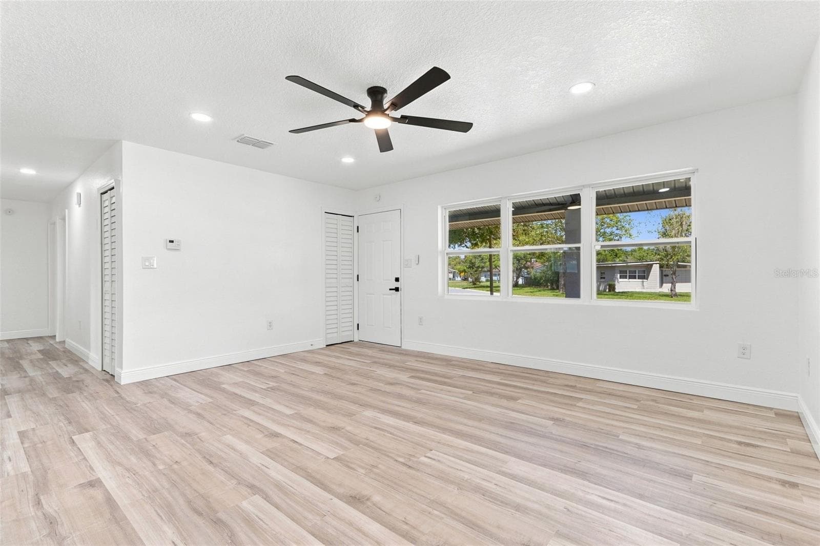Single Family Residence at 4904 DANNY BOY CIR, ORLANDO, photo 15 of 70