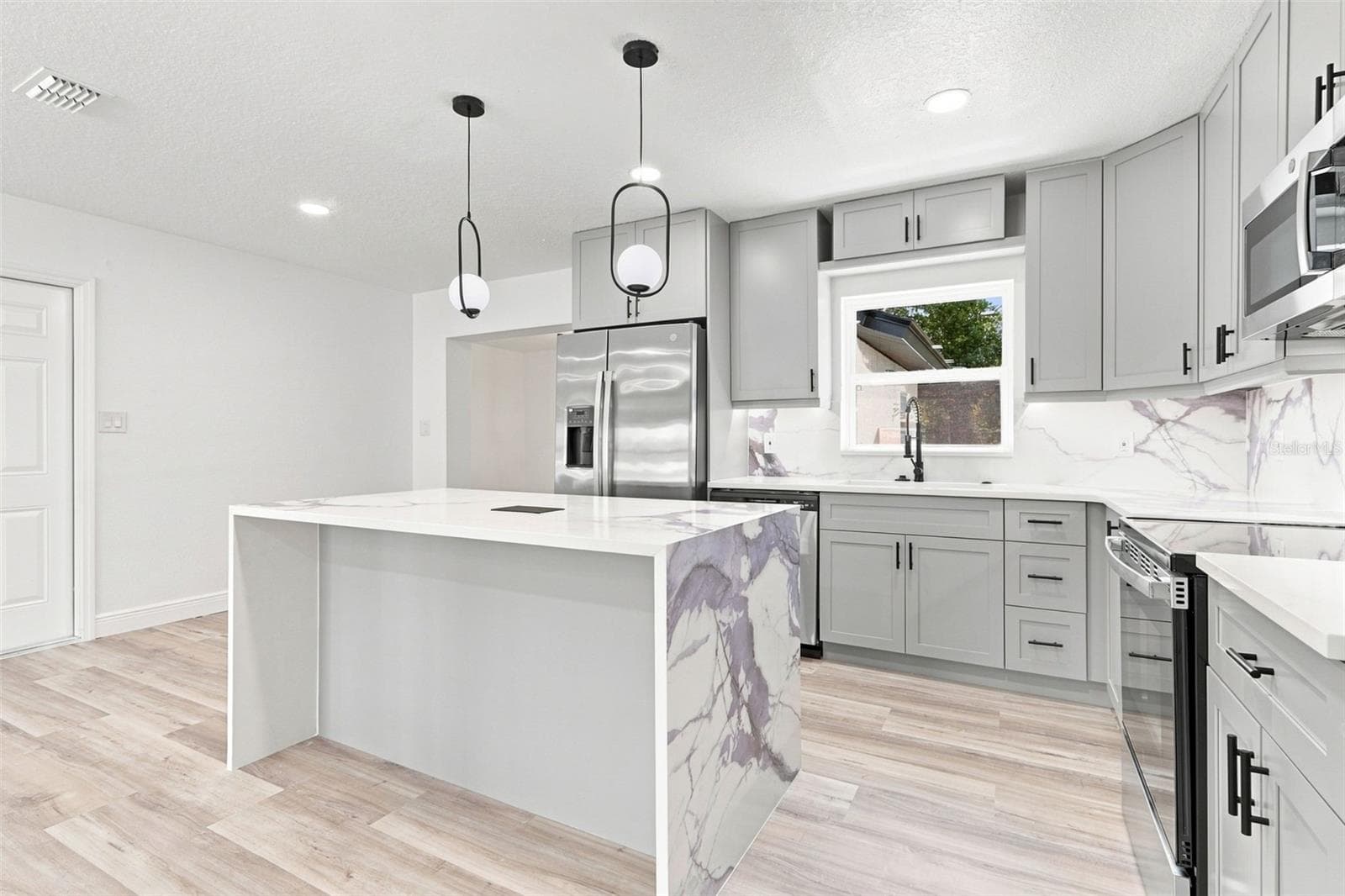 Single Family Residence at 4904 DANNY BOY CIR, ORLANDO, photo 18 of 70