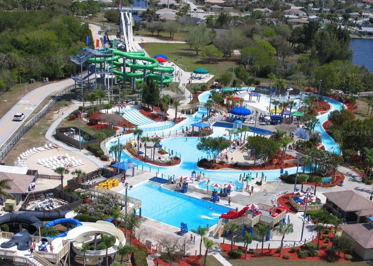 Enjoy nearby SUN SPLASH FAMILY WATERPARK, parks & recreation, plus convenient access to boating, kayaking, fishing, golf & everything the CAPE CORAL/SWFL LIFESTYLE offers. - 256 SE SANTA BARBARA PL, CAPE CORAL