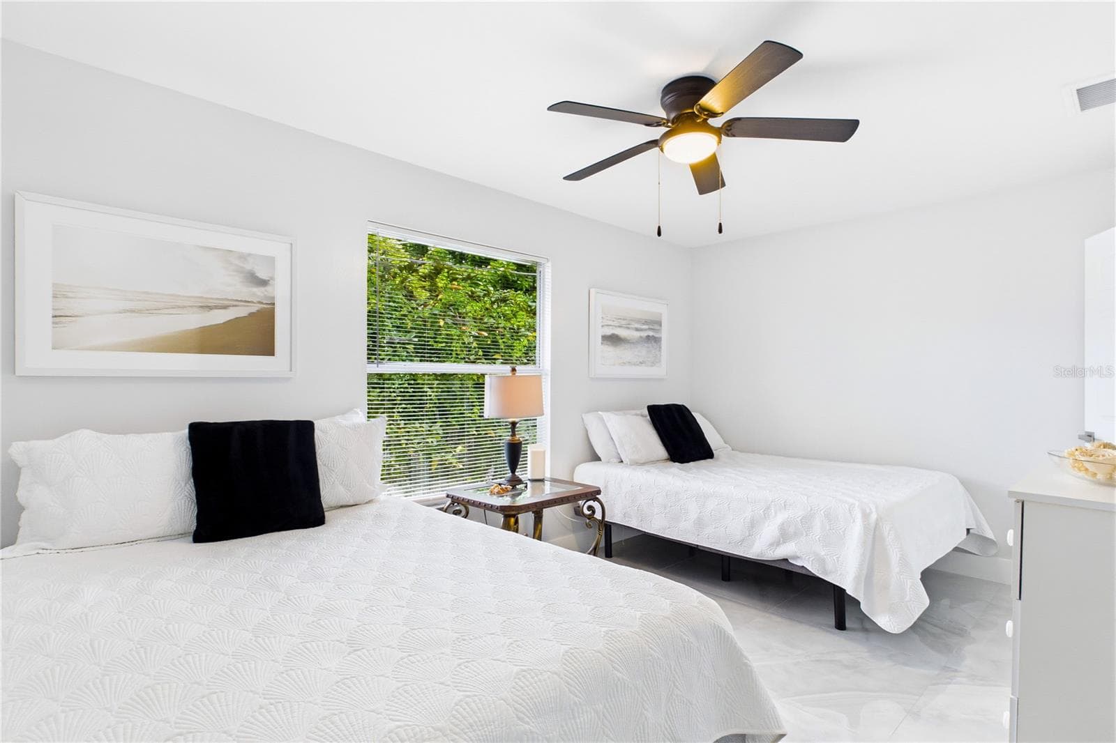 Two additional bedrooms provide versatility - 2nd Bedroom - HUGE! HUGE! HUGE! - 256 SE SANTA BARBARA PL, CAPE CORAL