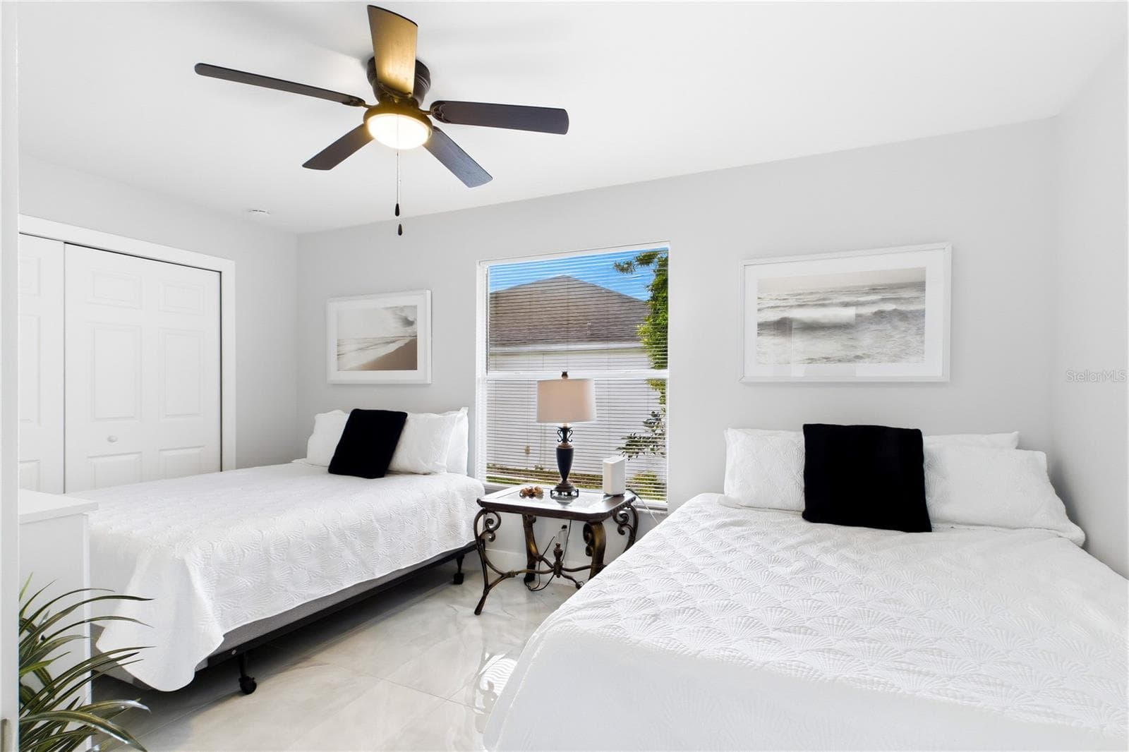 Exceptionally SPACIOUS SECOND BEDROOM offers impressive room for oversized furnishings, a sitting area or workspace while maintaining a bright, open & comfortable feel. - 256 SE SANTA BARBARA PL, CAPE CORAL